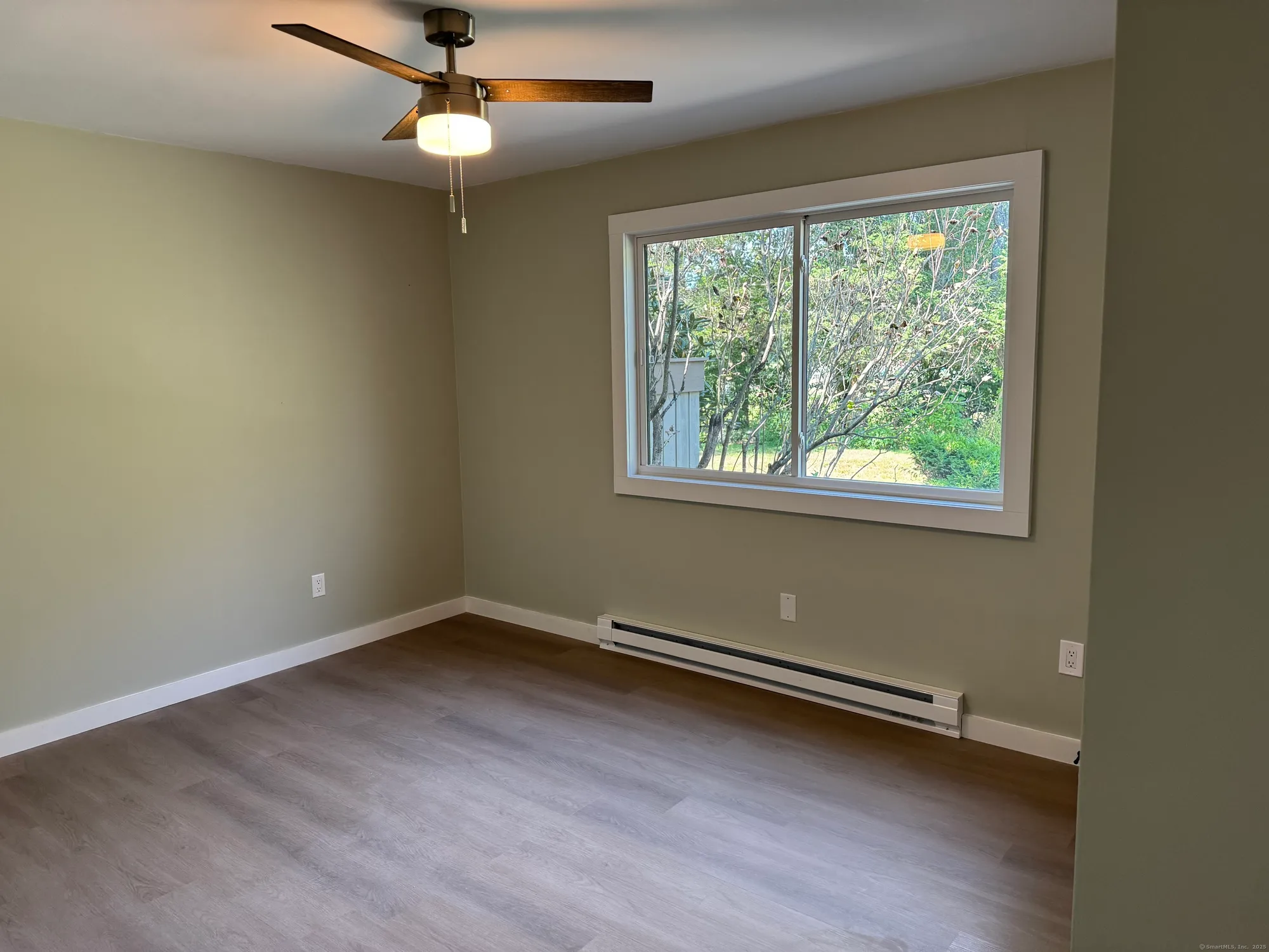 Property Slideshow image 23 of 27 | 623 heritage vlg b, Southbury, CT, 06488