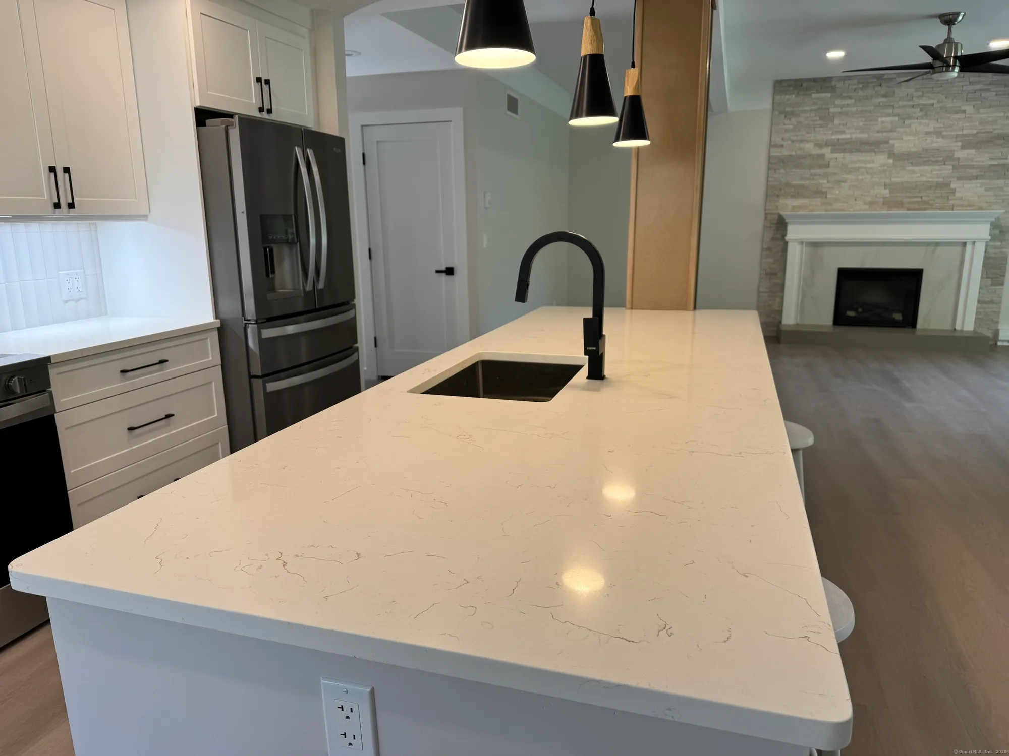 Property Slideshow image 1 of 27 | 623 heritage vlg b, Southbury, CT, 06488