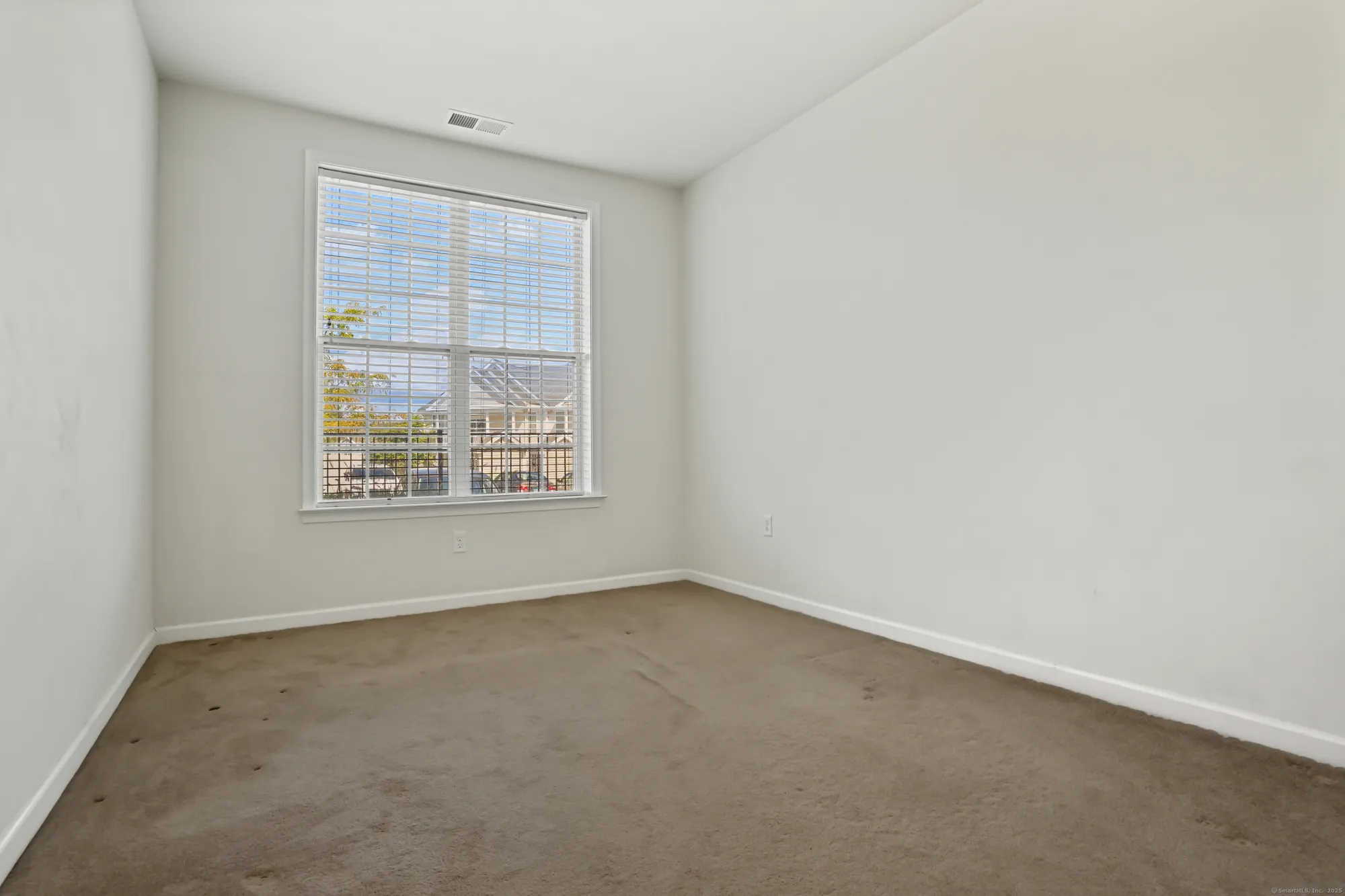 Property Slideshow image 26 of 40 | 416 center meadow ln # 416, Danbury, CT, 06810
