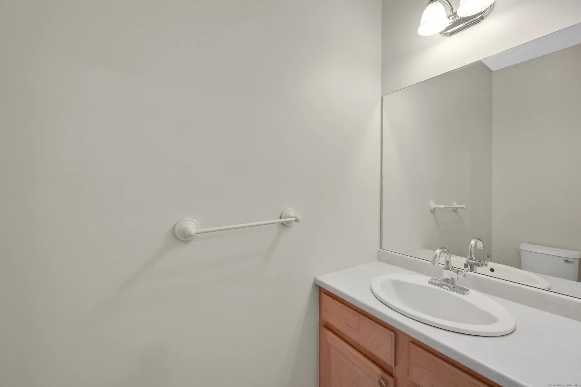 Property Slideshow image 25 of 39 | 39 quail holw # 39, Enfield, CT, 06082