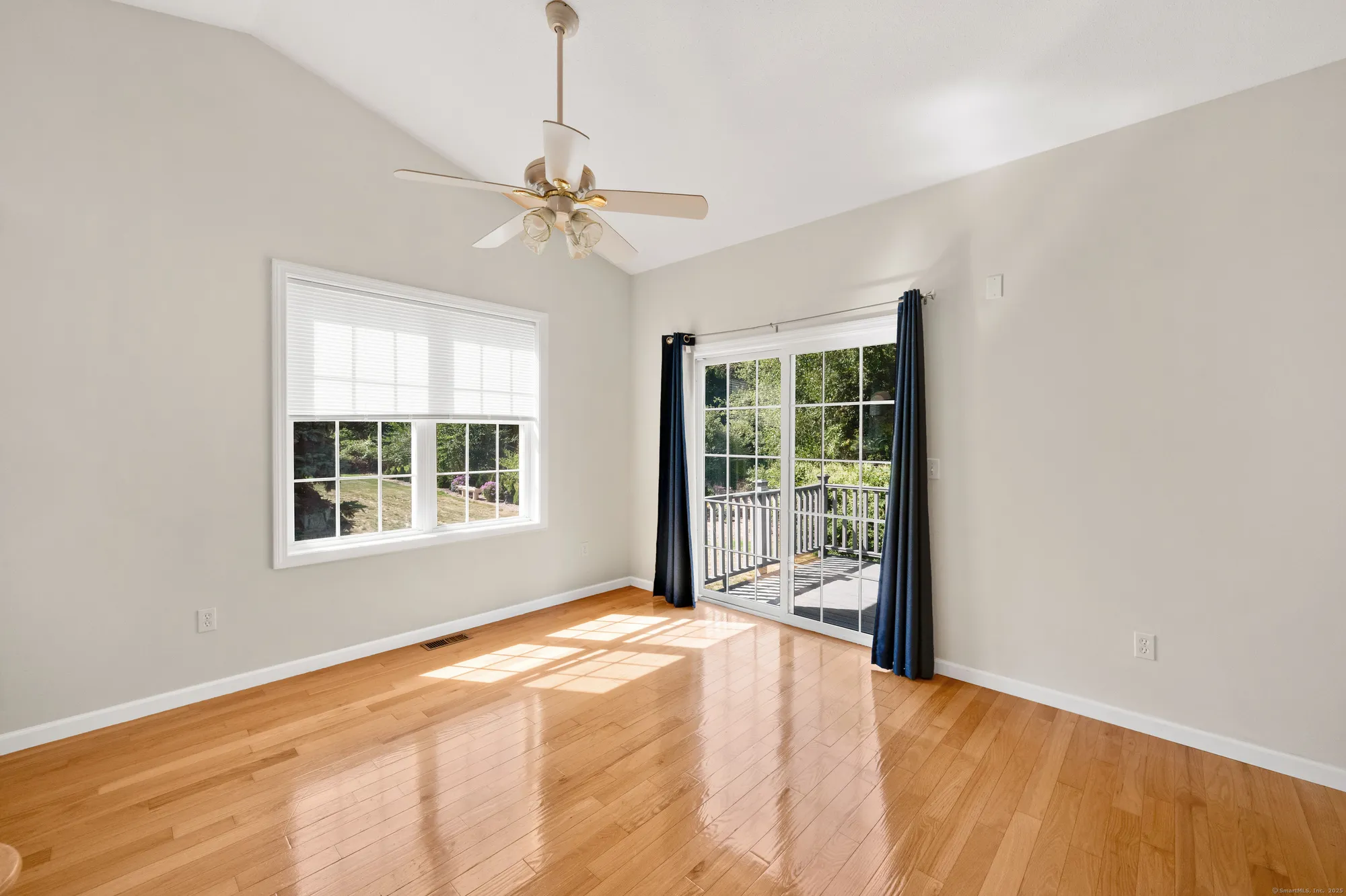 Property Slideshow image 12 of 39 | 39 quail holw # 39, Enfield, CT, 06082
