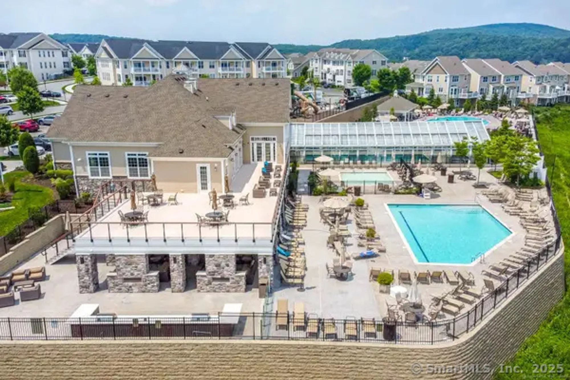 Property Slideshow image 34 of 40 | 416 center meadow ln # 416, Danbury, CT, 06810