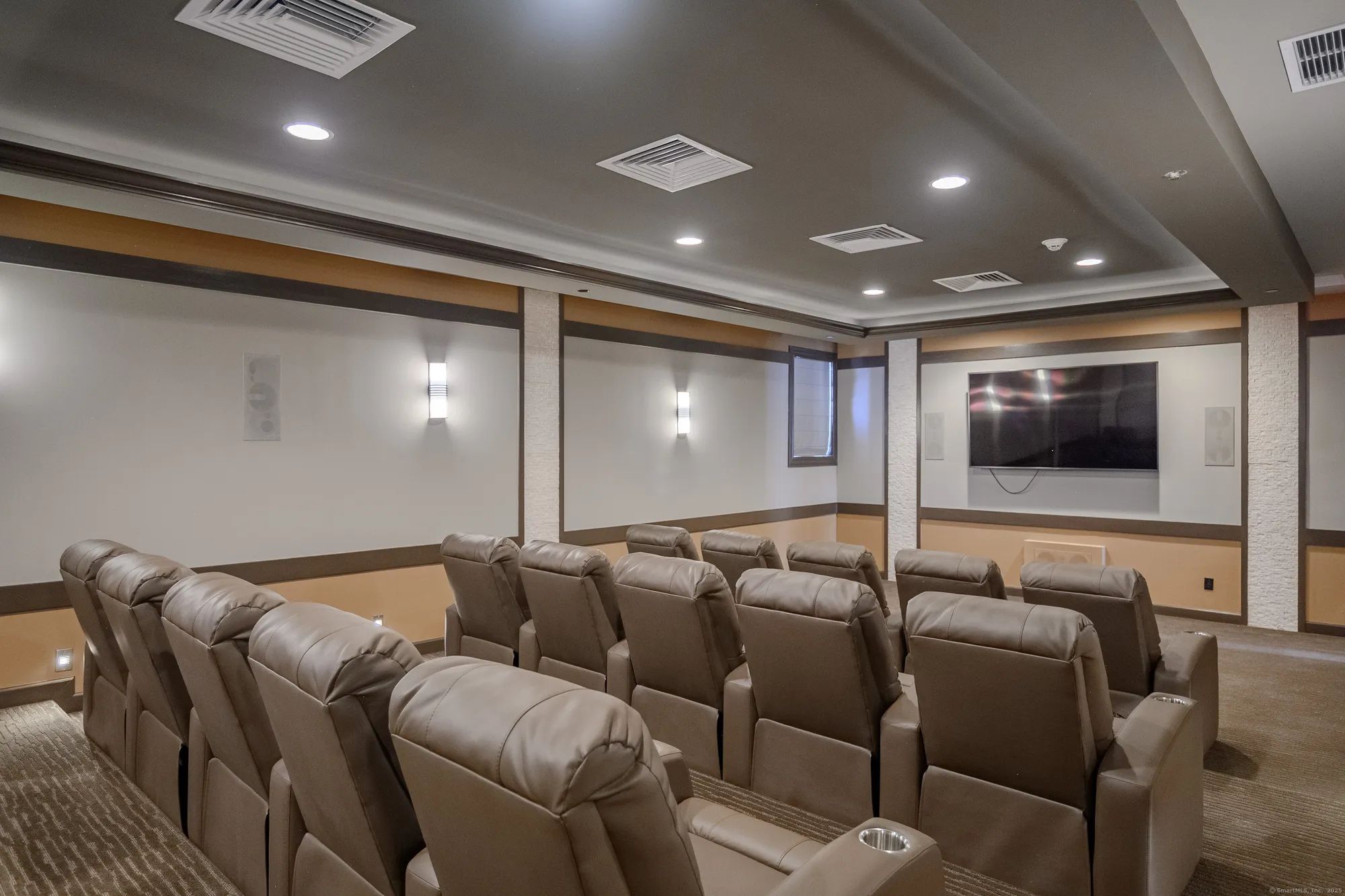 Property Slideshow image 39 of 40 | 416 center meadow ln # 416, Danbury, CT, 06810