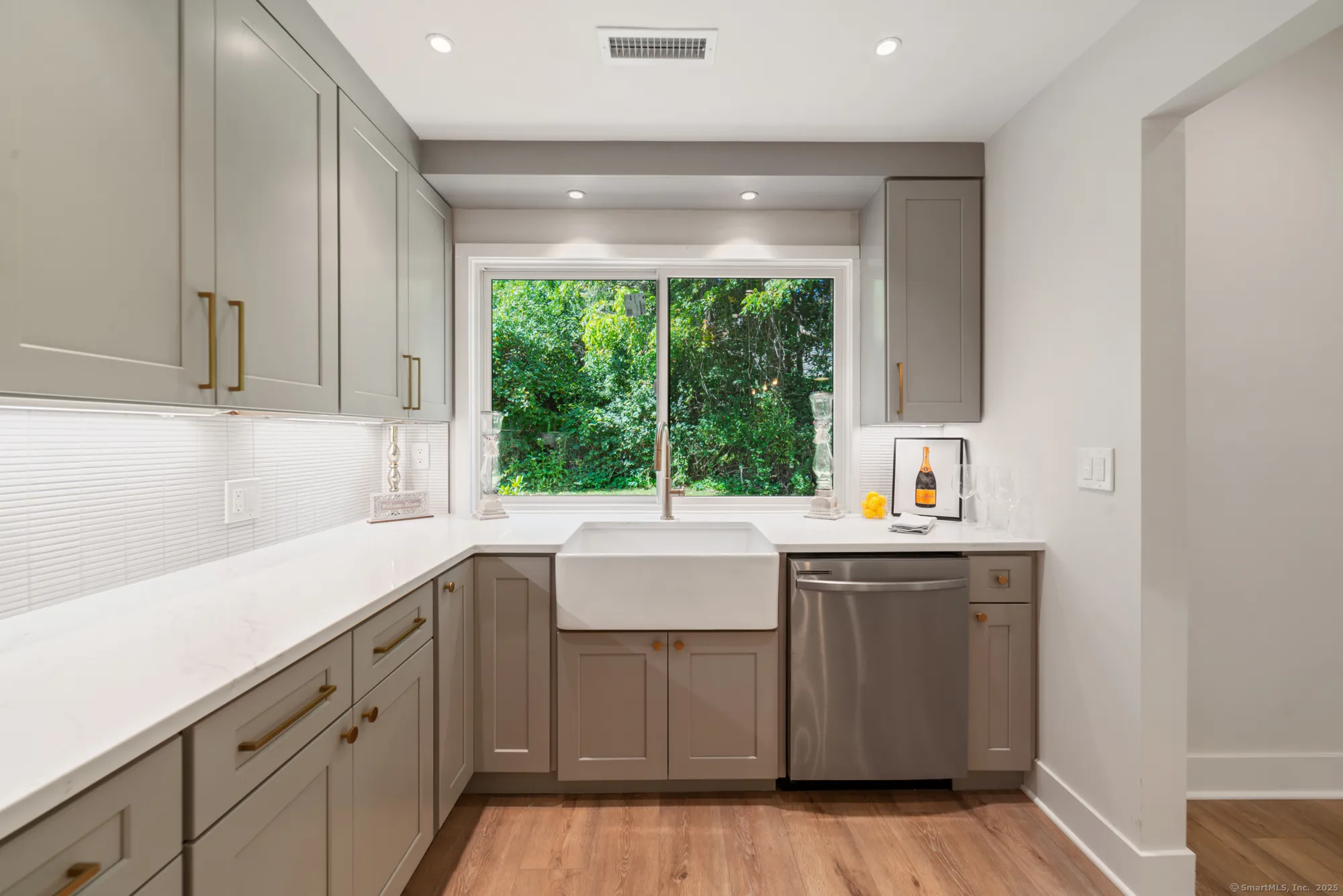 Property Slideshow image 4 of 40 | 644 heritage vlg a, Southbury, CT, 06488