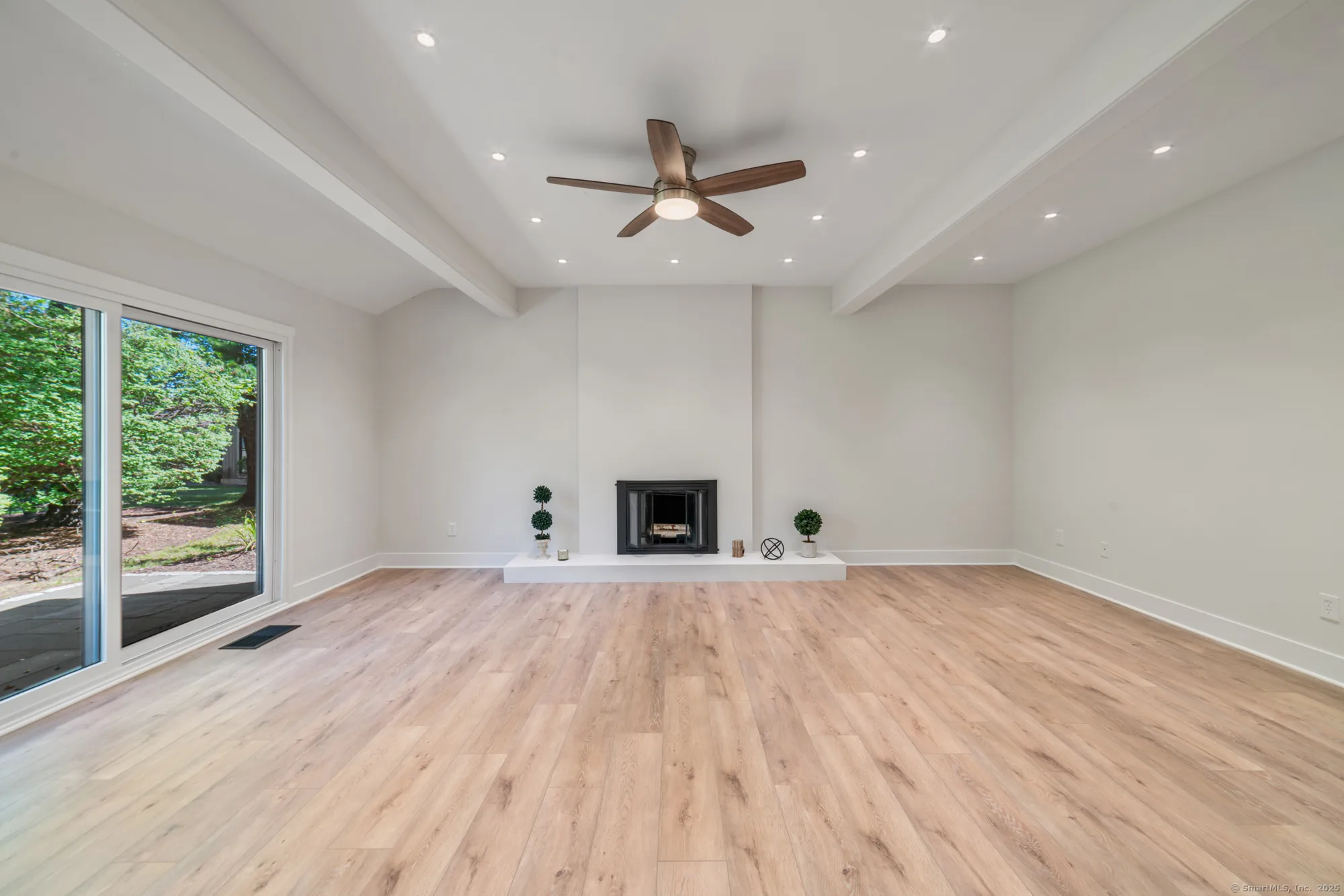 Property Slideshow image 8 of 40 | 644 heritage vlg a, Southbury, CT, 06488