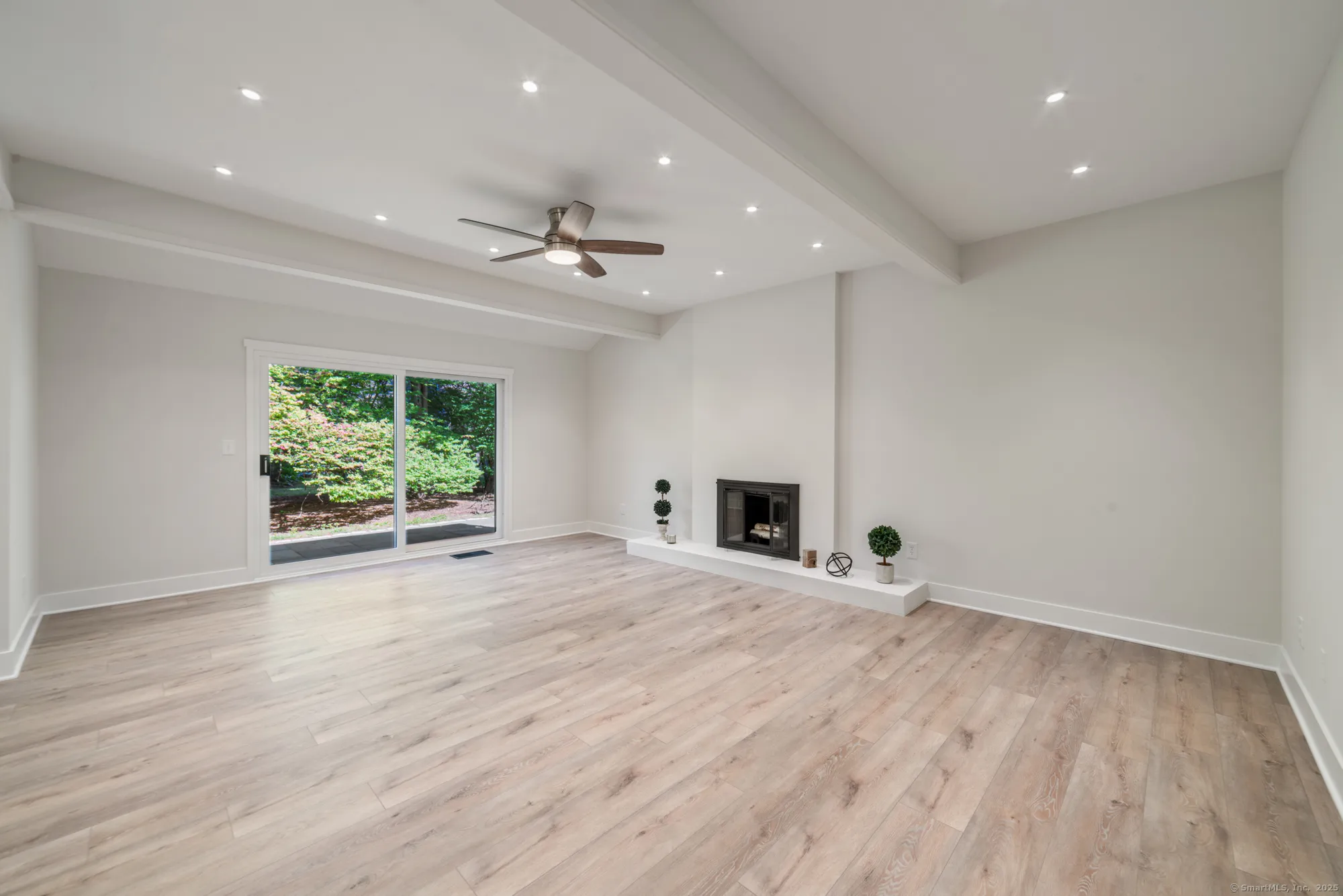 Property Slideshow image 10 of 40 | 644 heritage vlg a, Southbury, CT, 06488