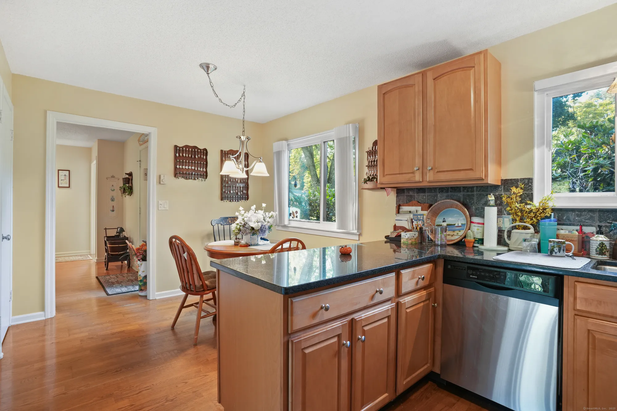 Property Slideshow image 14 of 40 | 626 heritage vlg, Southbury, CT, 06488