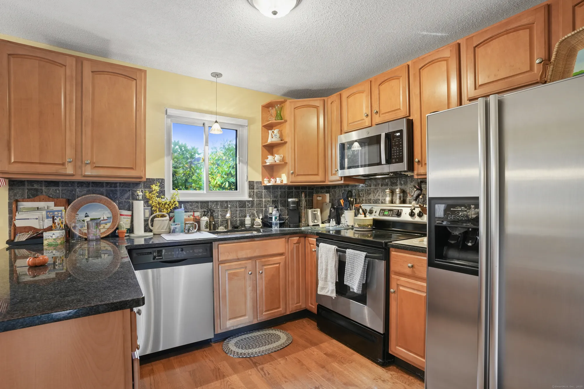 Property Slideshow image 16 of 40 | 626 heritage vlg, Southbury, CT, 06488