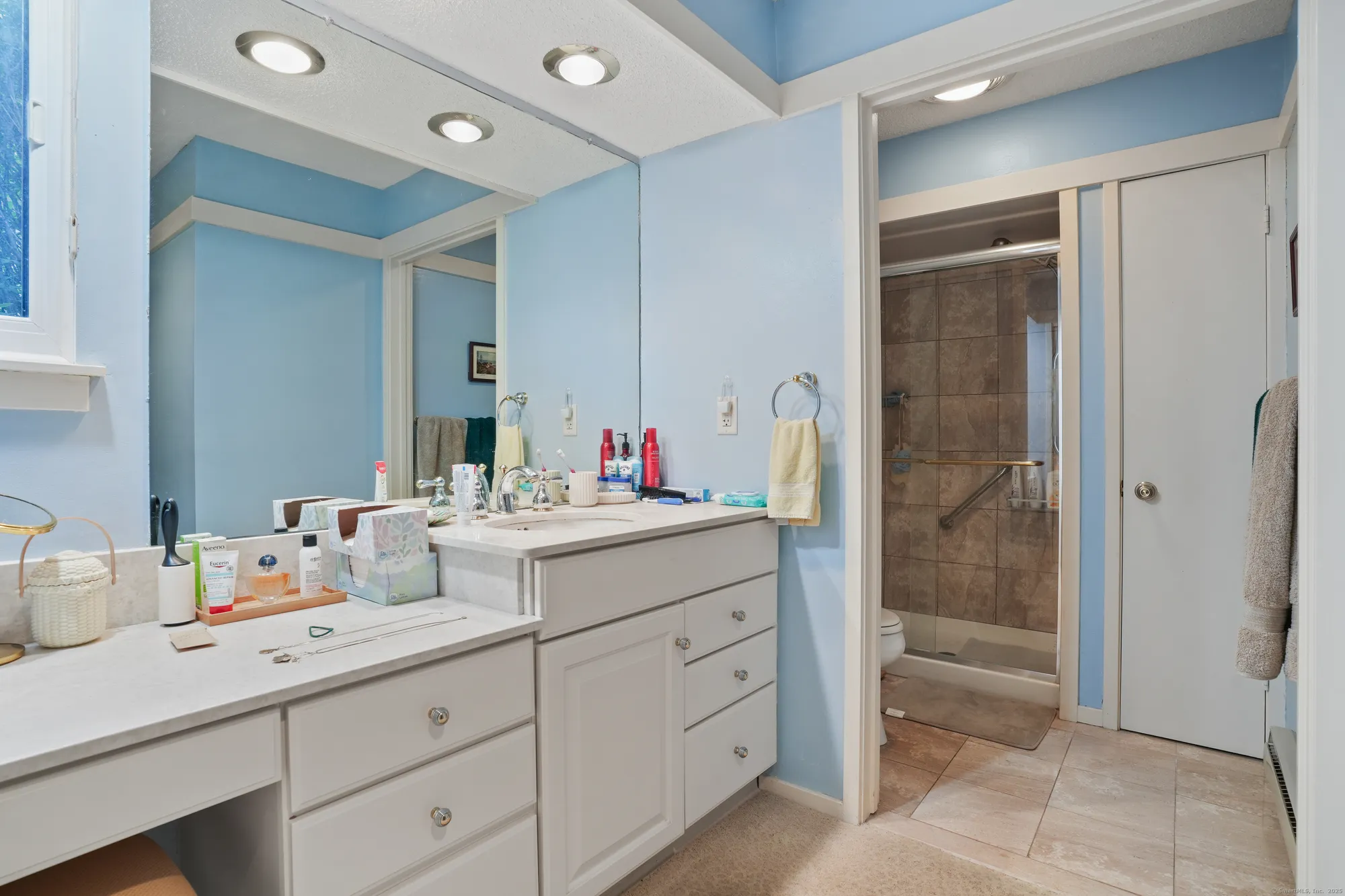 Property Slideshow image 33 of 40 | 626 heritage vlg, Southbury, CT, 06488