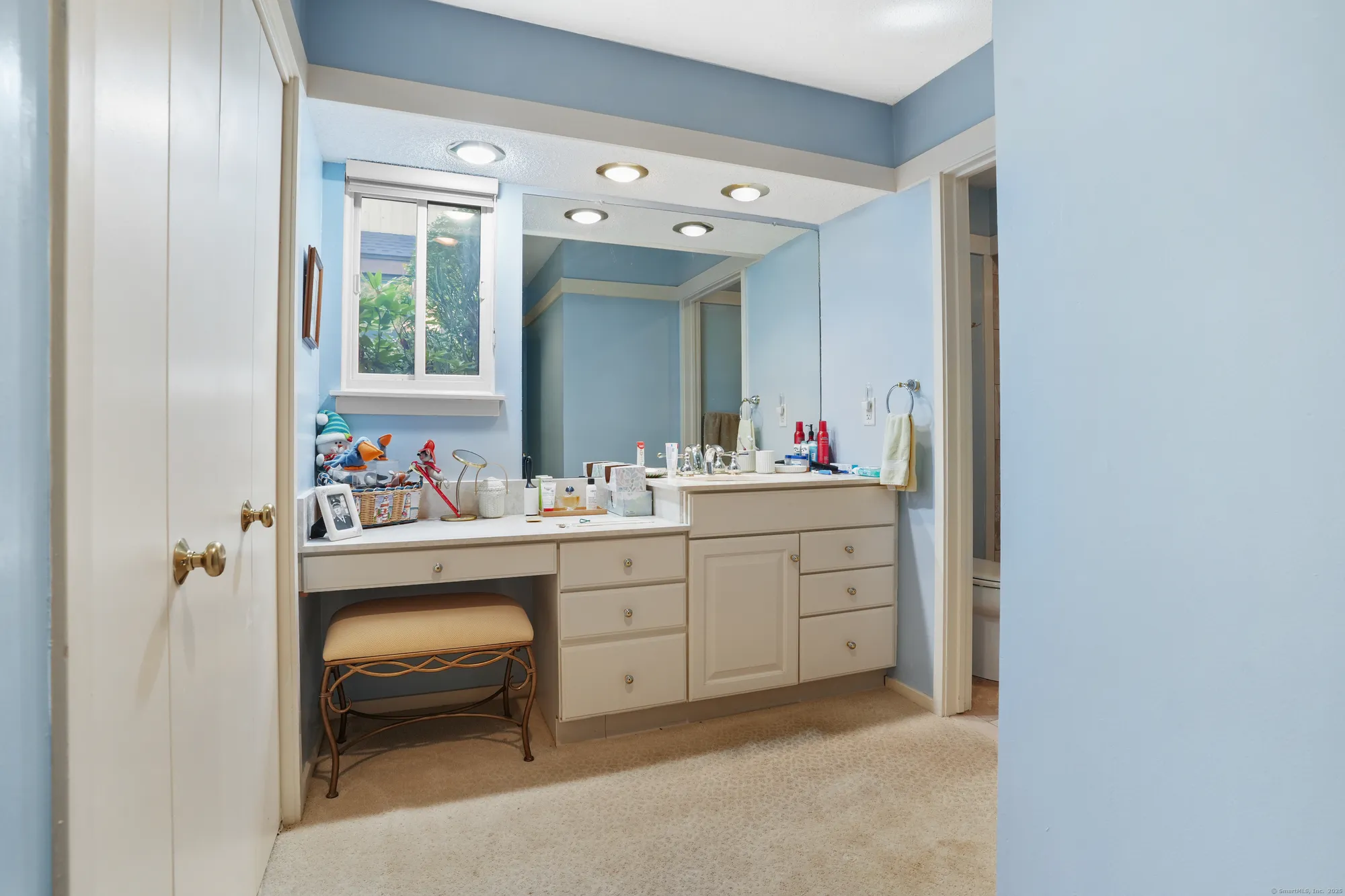 Property Slideshow image 34 of 40 | 626 heritage vlg, Southbury, CT, 06488