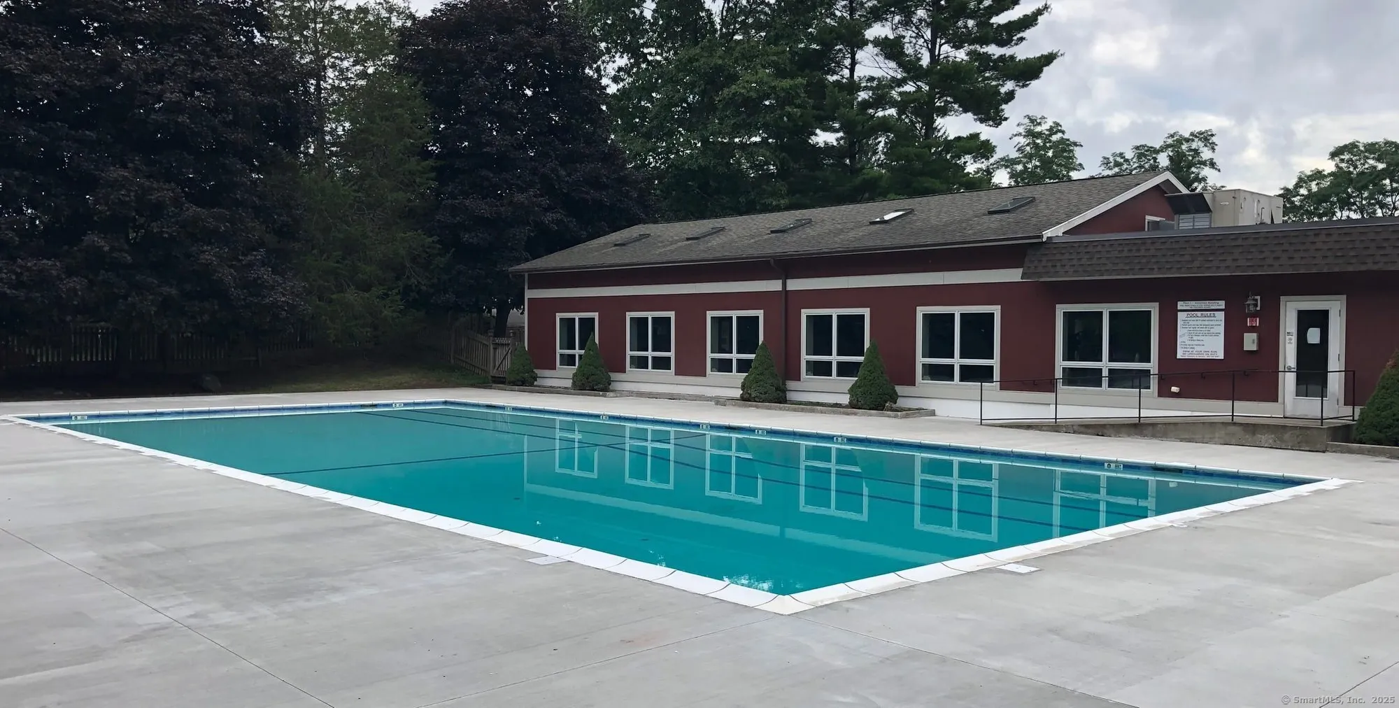 Property Slideshow image 14 of 17 | 114 heritage vlg c, Southbury, CT, 06488