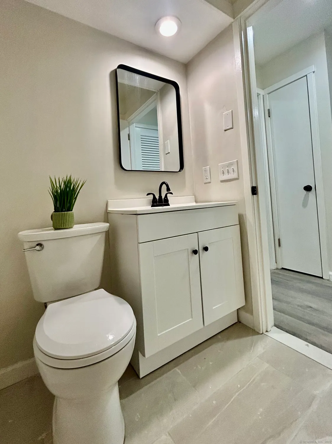 Property Slideshow image 7 of 17 | 114 heritage vlg c, Southbury, CT, 06488