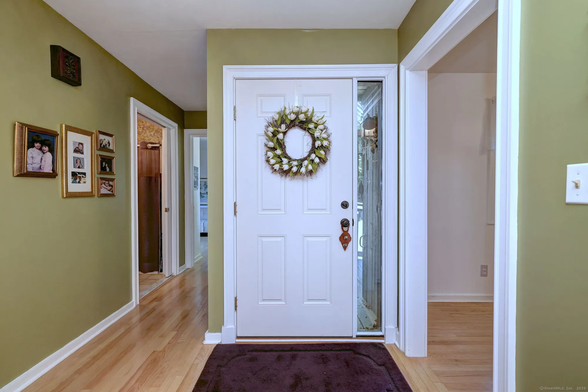 Property Slideshow image 9 of 40 | 736 quinnipiac ln b, Stratford, CT, 06614