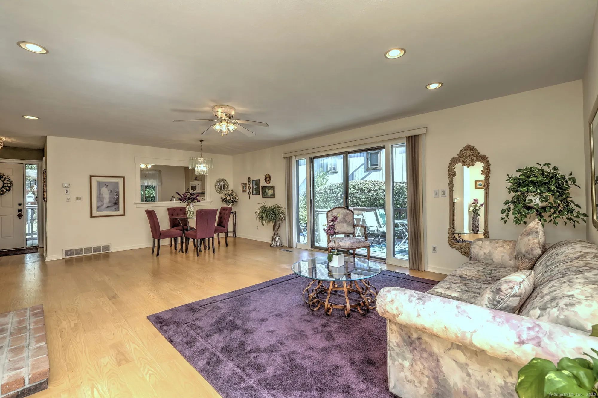 Property Slideshow image 24 of 40 | 736 quinnipiac ln b, Stratford, CT, 06614