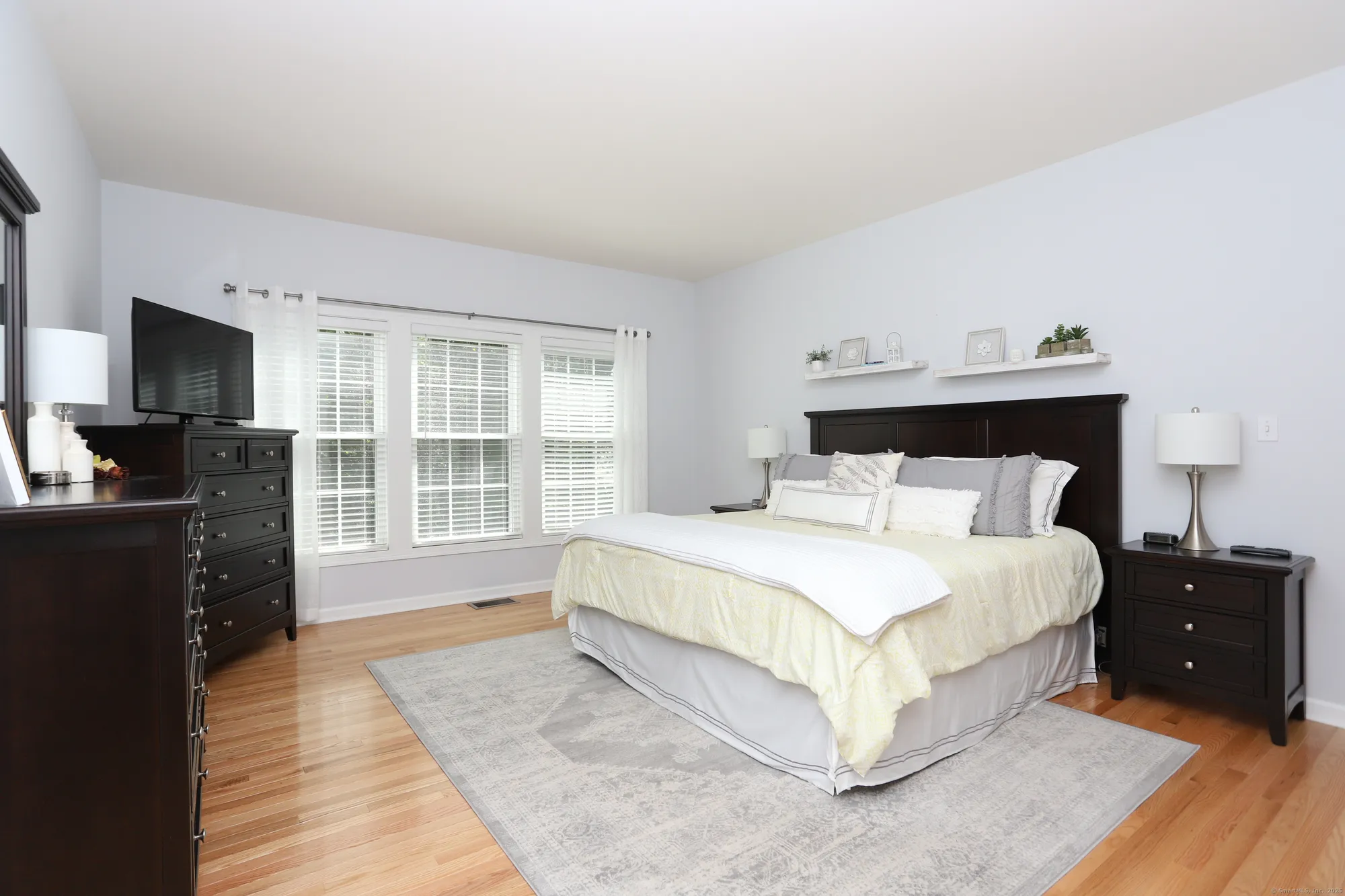 Property Slideshow image 18 of 36 | 302 fairway dr # 302, Oxford, CT, 06478