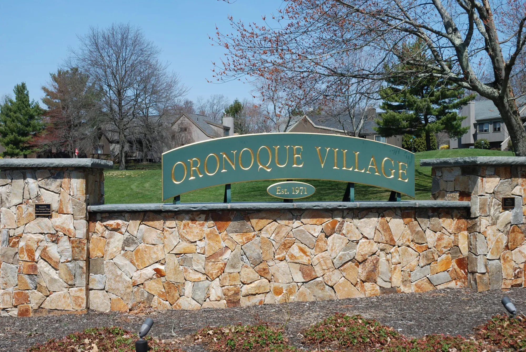 Property Slideshow image 1 of 32 | 87 creek ln a, Stratford, CT, 06614