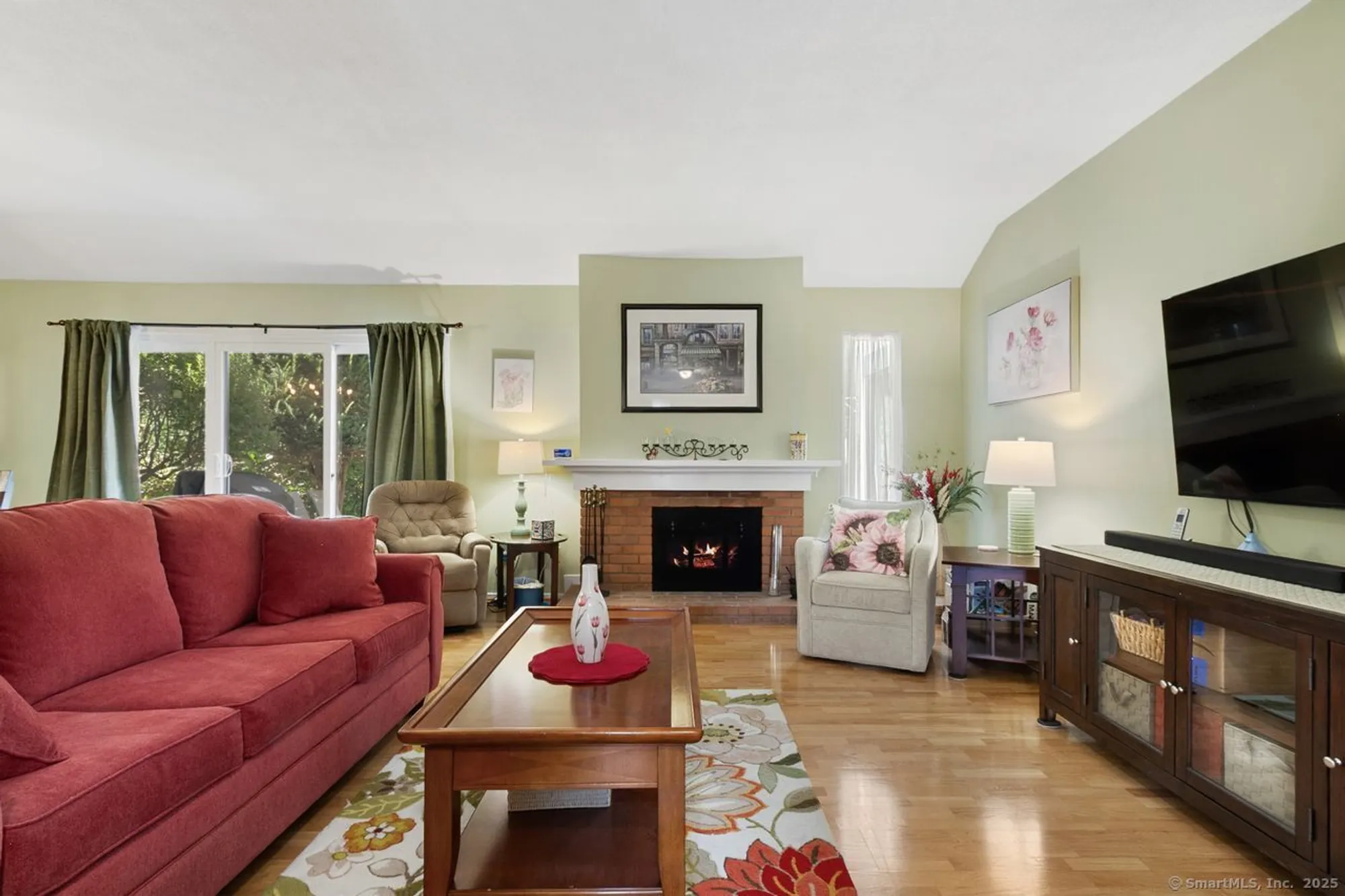 Property Slideshow image 6 of 33 | 920 heritage vlg b, Southbury, CT, 06488