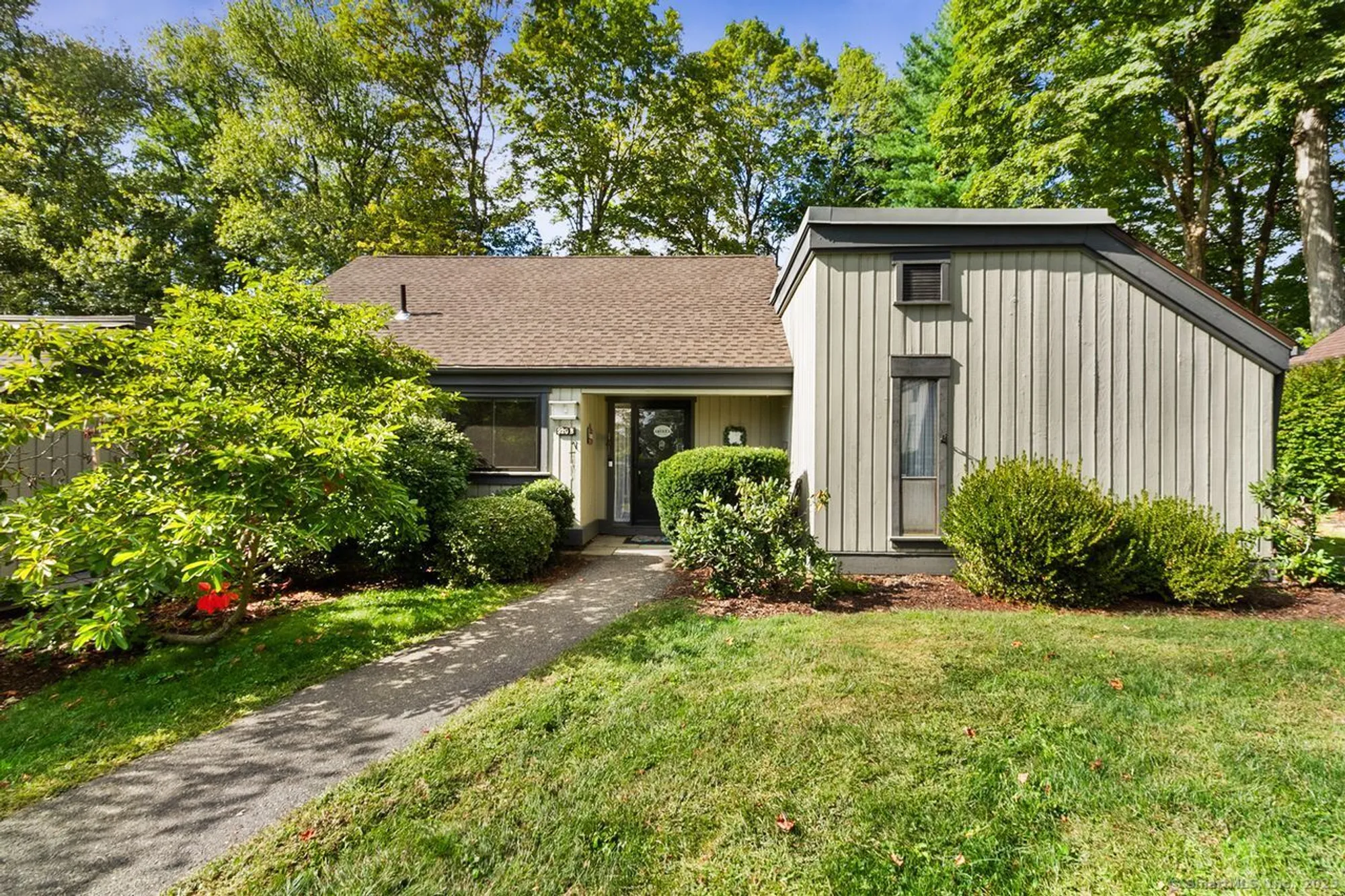 Property Slideshow image 33 of 33 | 920 heritage vlg b, Southbury, CT, 06488