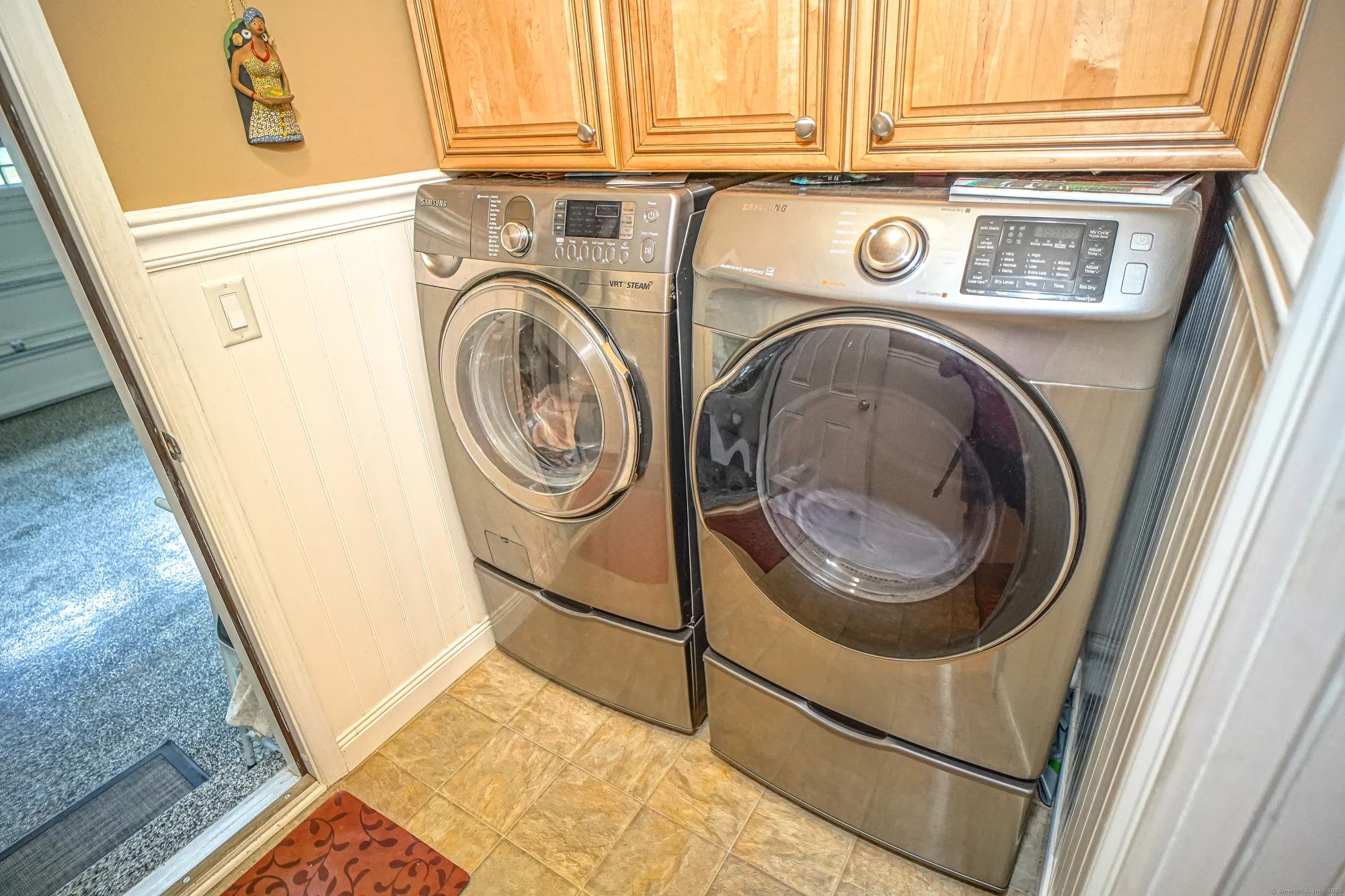 Property Slideshow image 11 of 40 | 11 poplar dr # 11, Prospect, CT, 06712