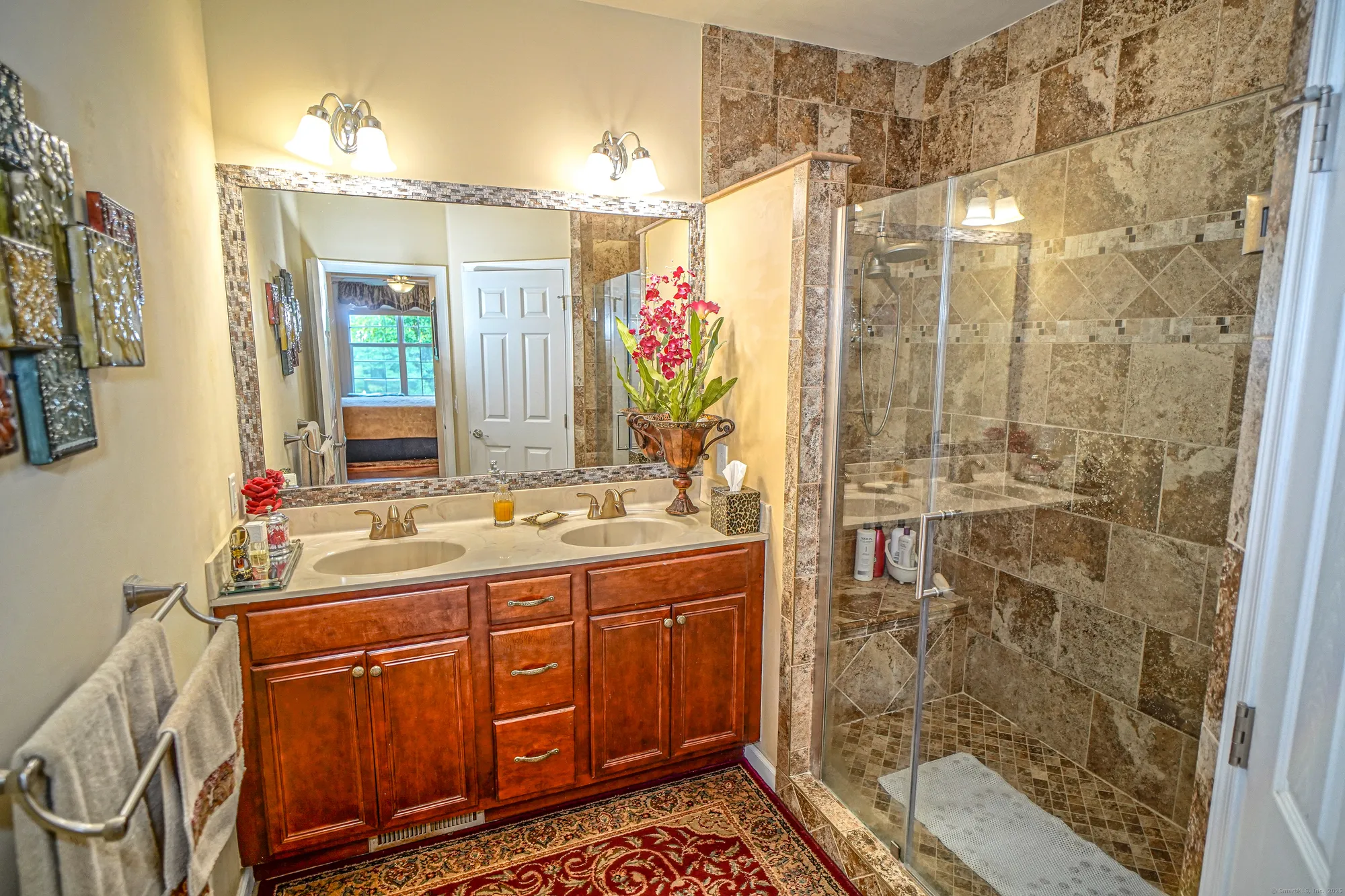 Property Slideshow image 18 of 40 | 11 poplar dr # 11, Prospect, CT, 06712