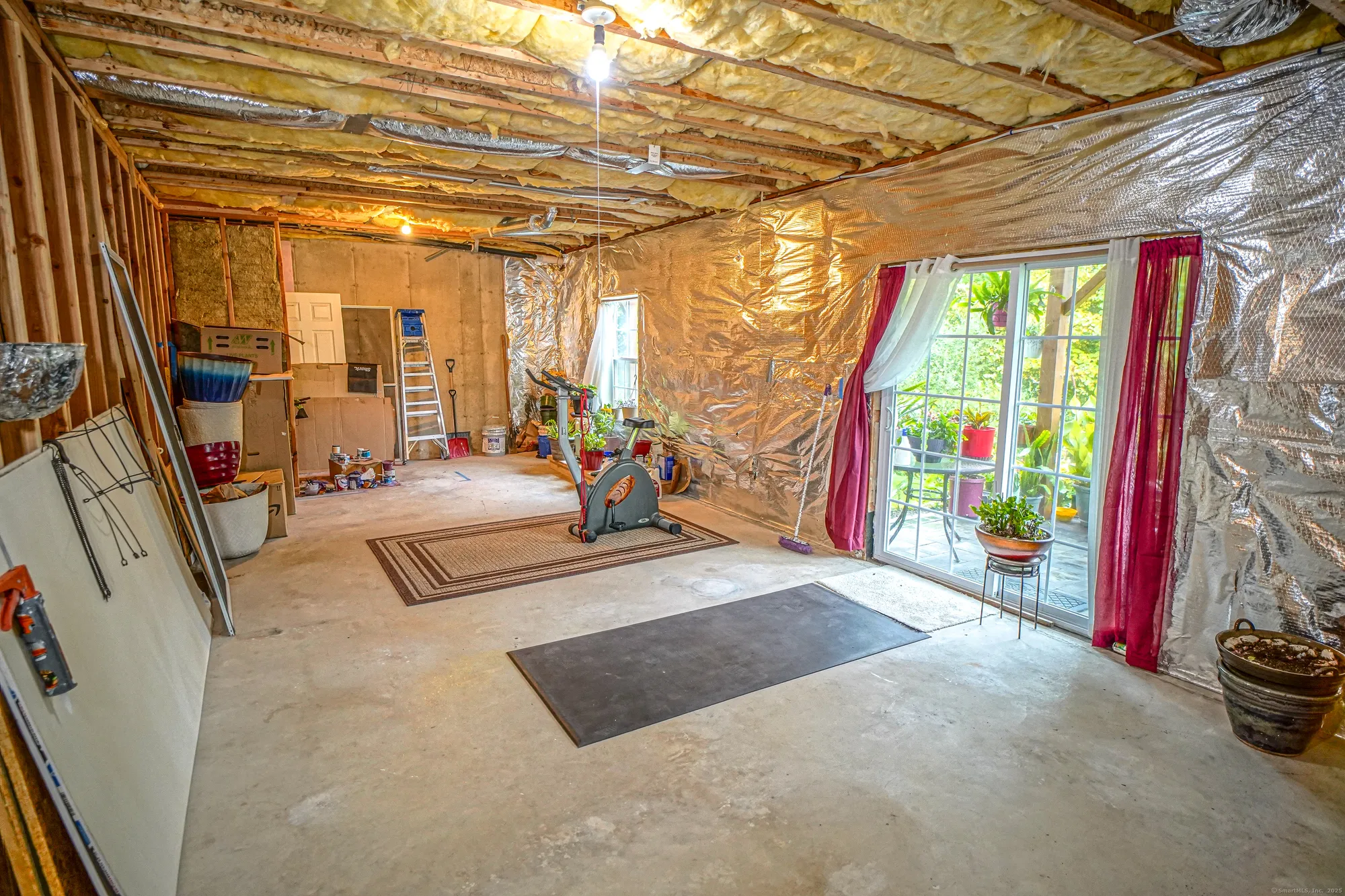 Property Slideshow image 31 of 40 | 11 poplar dr # 11, Prospect, CT, 06712