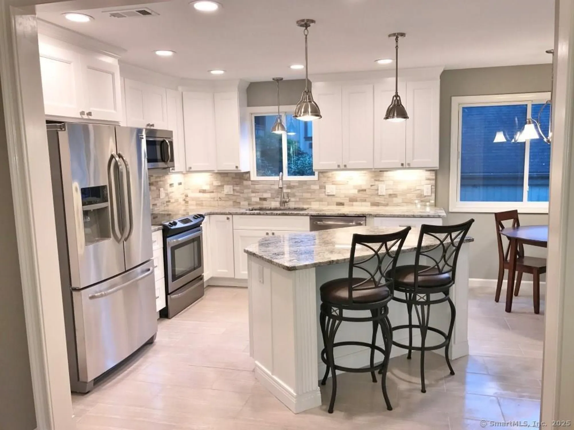 Property Slideshow image 5 of 24 | 568a heritage vlg, Southbury, CT, 06488