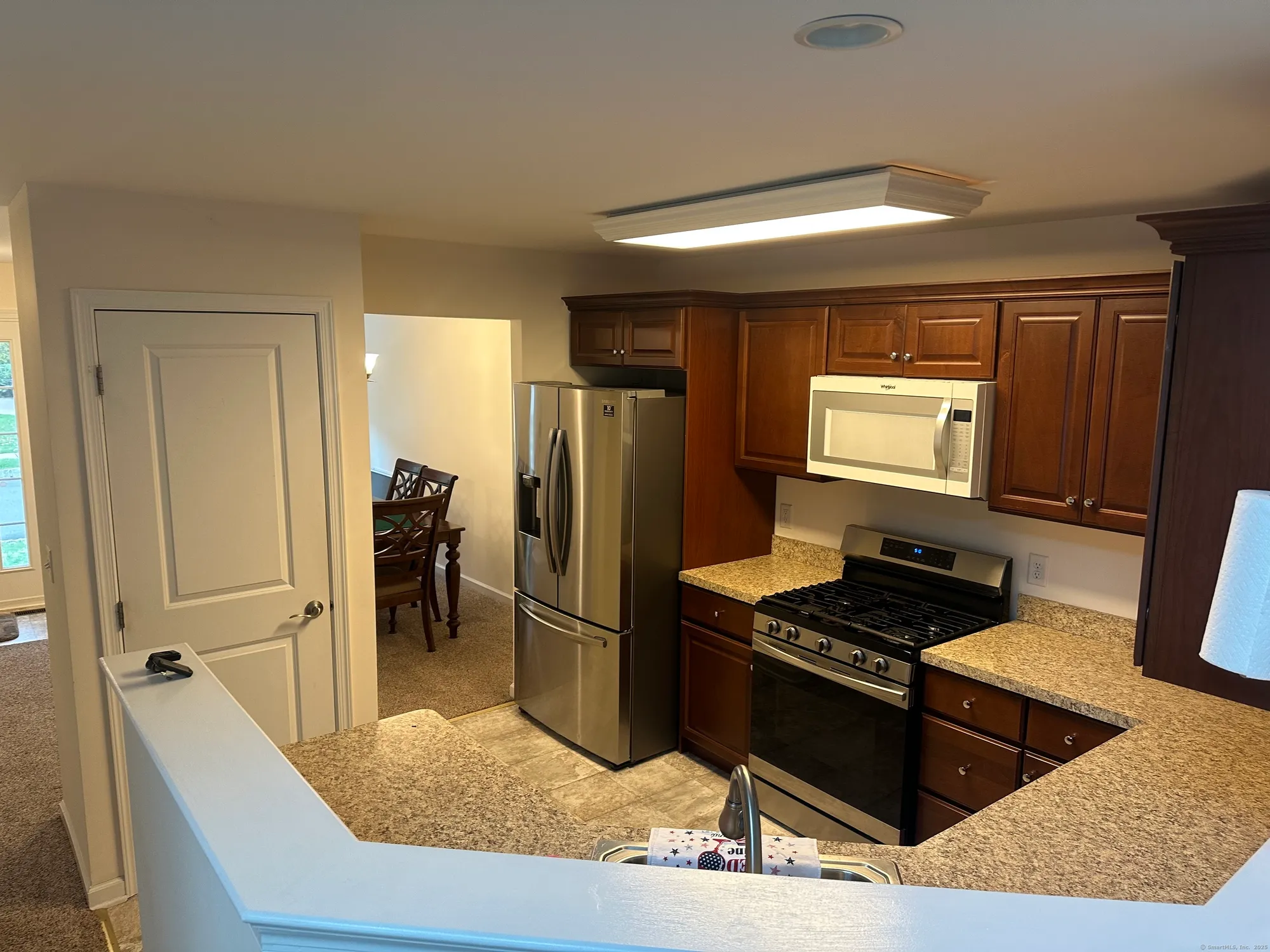 Property Slideshow image 4 of 14 | 8 hickory dr # 8, Prospect, CT, 06712