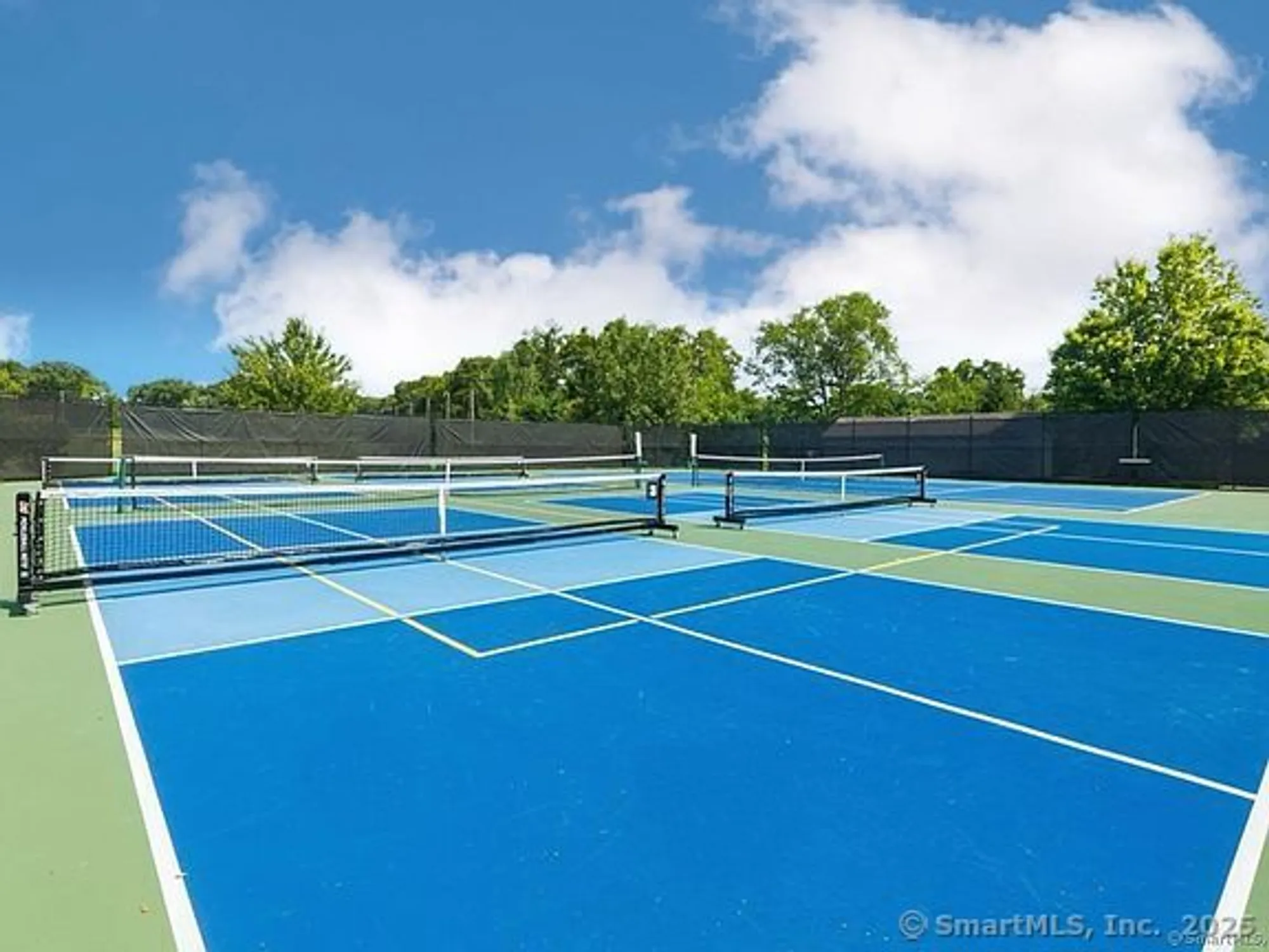 Property Slideshow image 34 of 36 | 302 fairway dr # 302, Oxford, CT, 06478