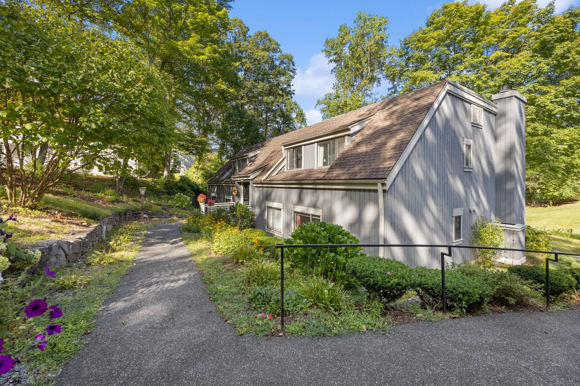 Property Slideshow image 3 of 27 | 405 heritage vlg d, Southbury, CT, 06488