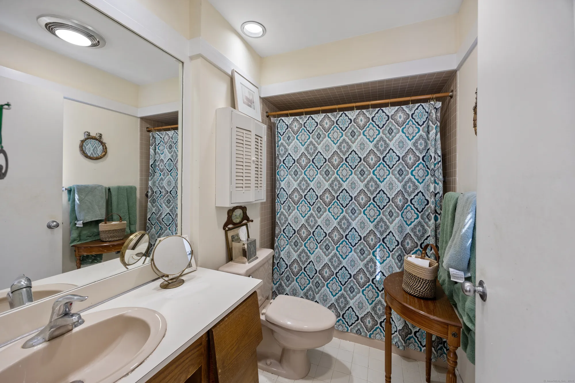 Property Slideshow image 20 of 27 | 405 heritage vlg d, Southbury, CT, 06488