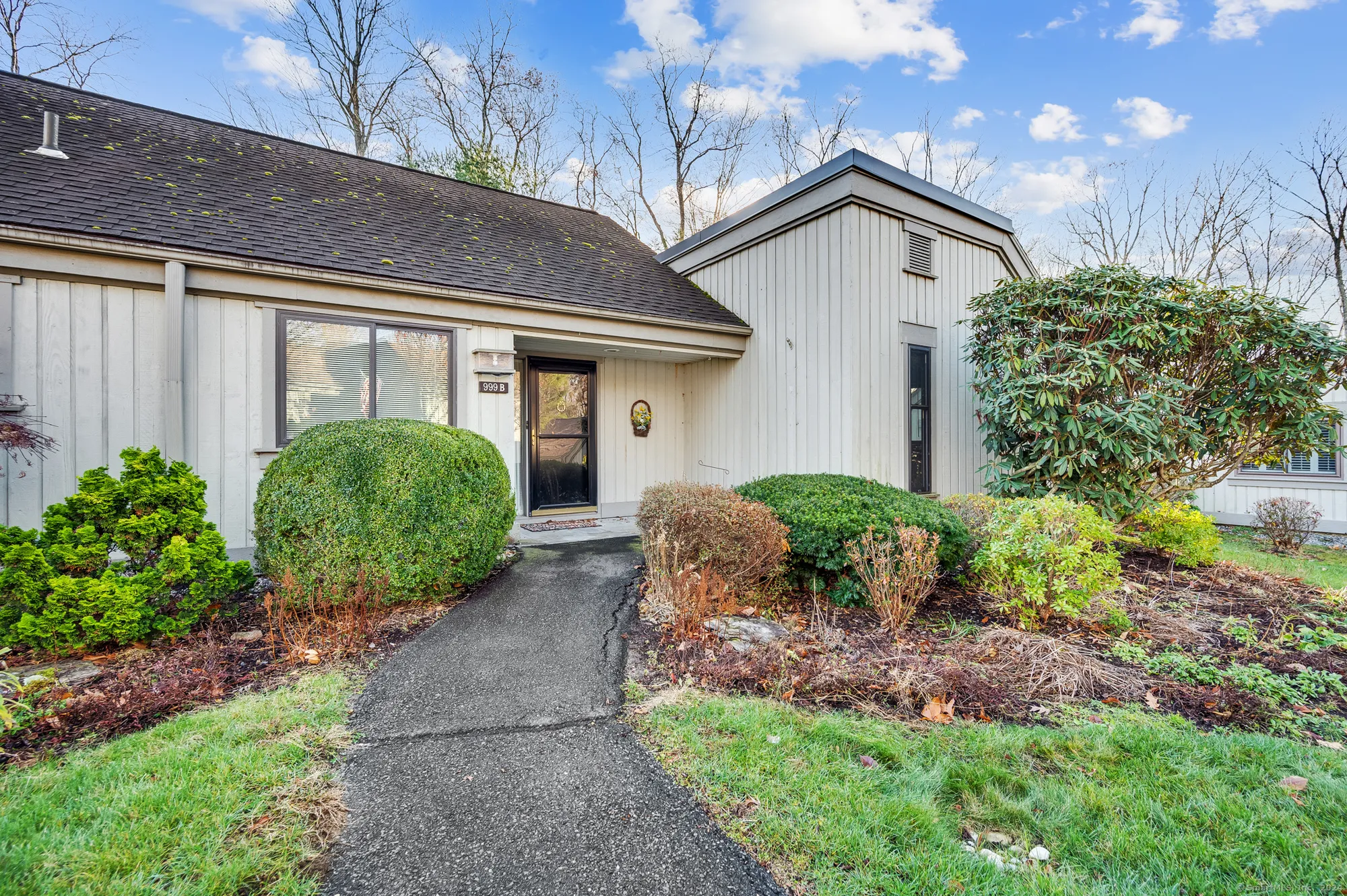 Property Slideshow image 2 of 34 | 999 heritage vlg b, Southbury, CT, 06488