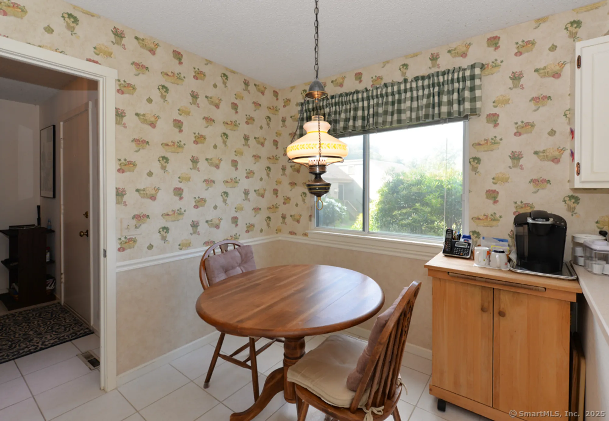 Property Slideshow image 8 of 19 | 264 heritage vlg b, Southbury, CT, 06488