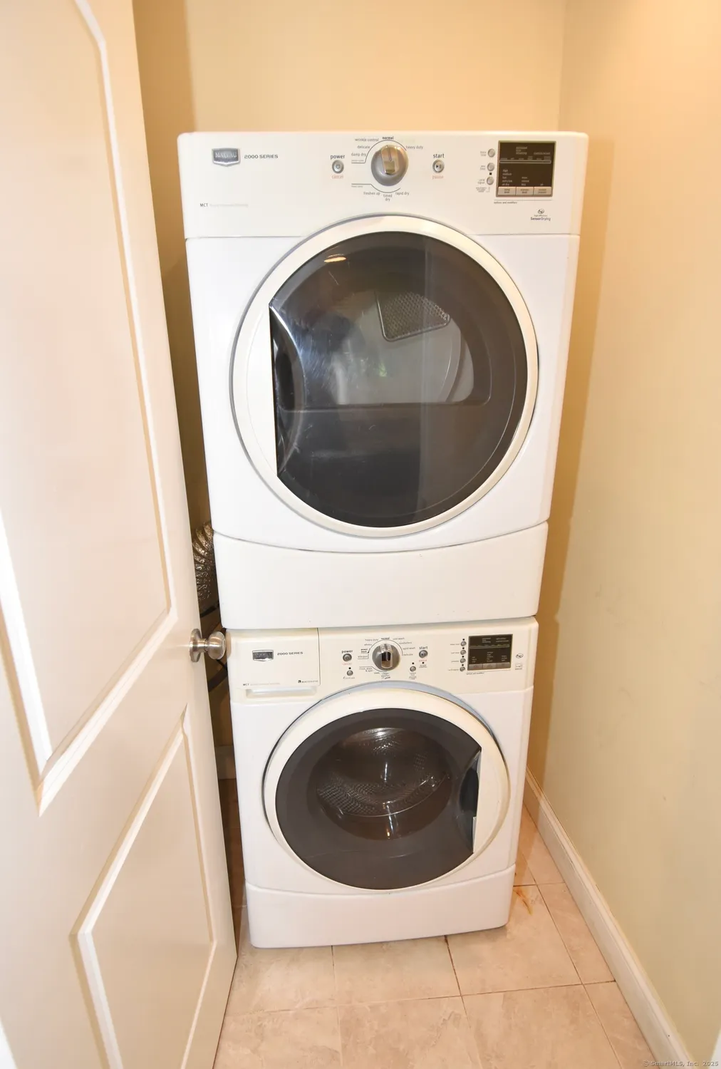 Property Slideshow image 18 of 26 | 133 heritage vlg b, Southbury, CT, 06488