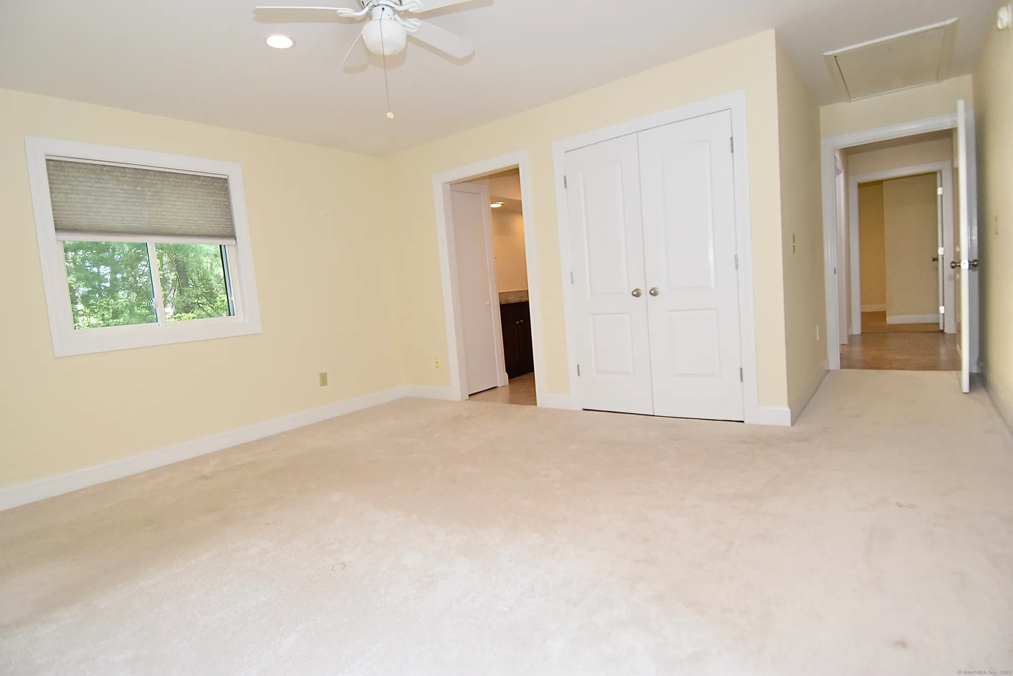 Property Slideshow image 15 of 26 | 133 heritage vlg b, Southbury, CT, 06488