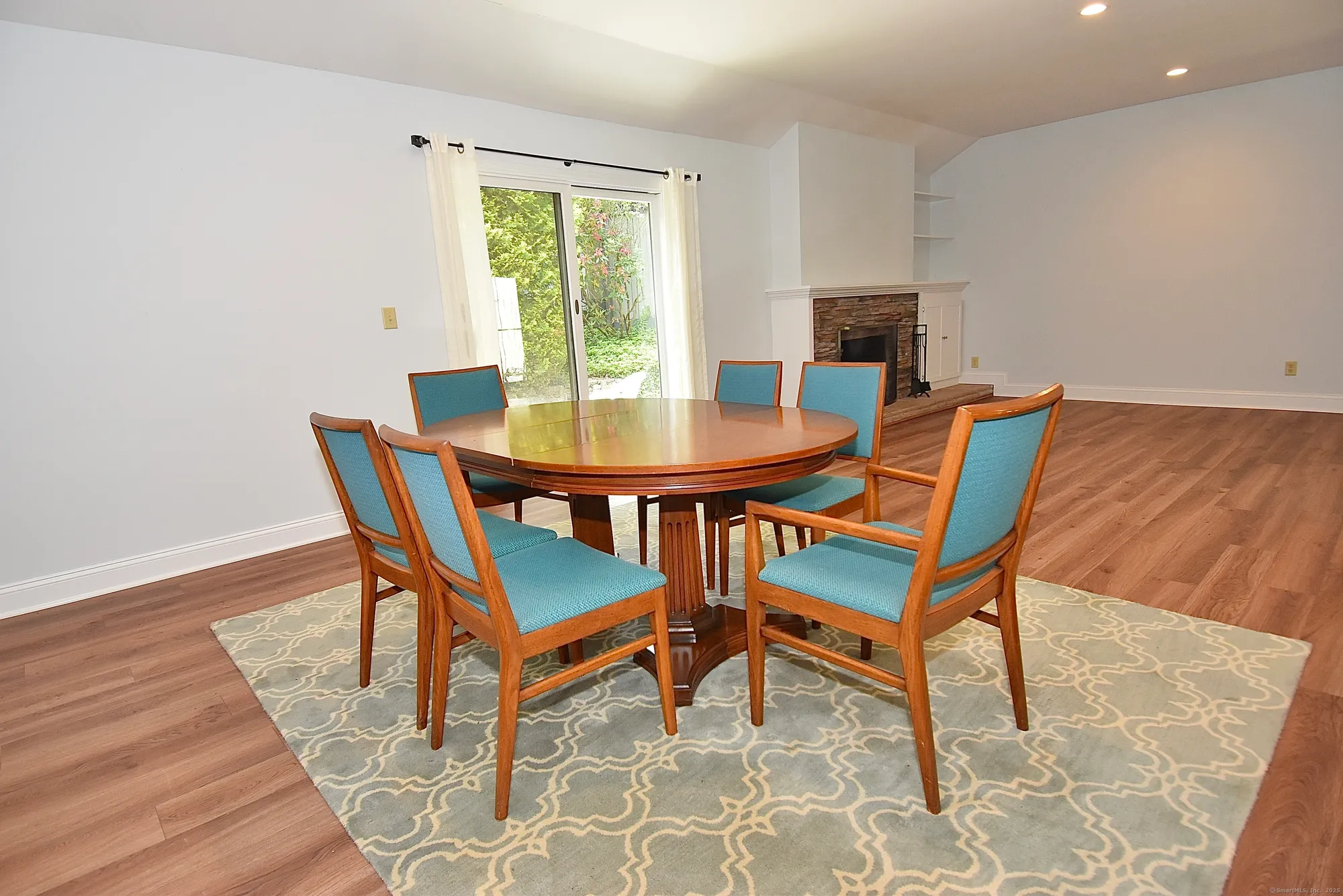 Property Slideshow image 9 of 26 | 133 heritage vlg b, Southbury, CT, 06488