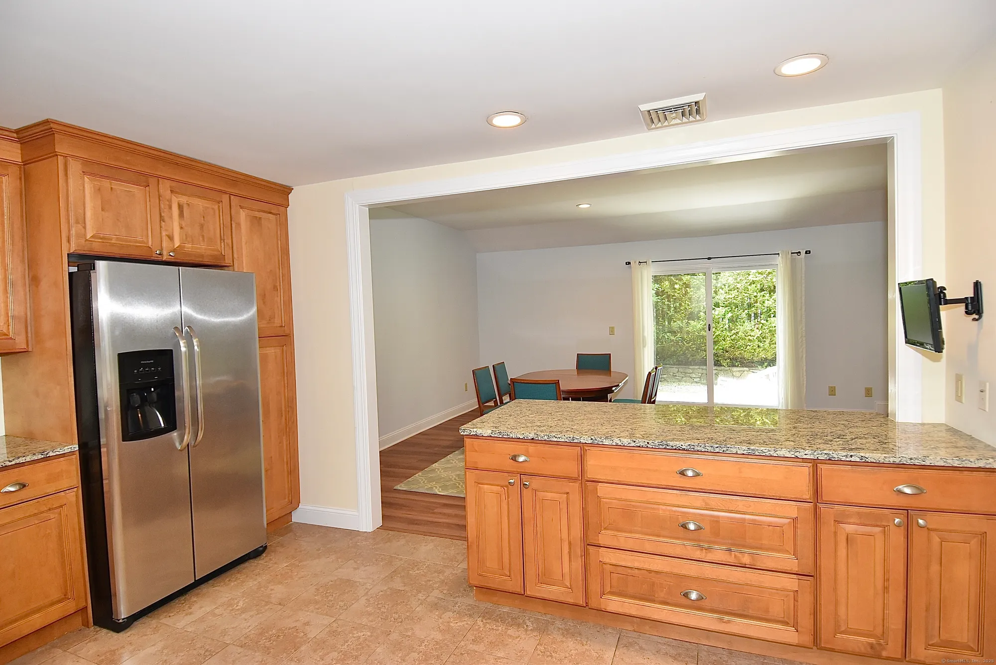 Property Slideshow image 7 of 26 | 133 heritage vlg b, Southbury, CT, 06488