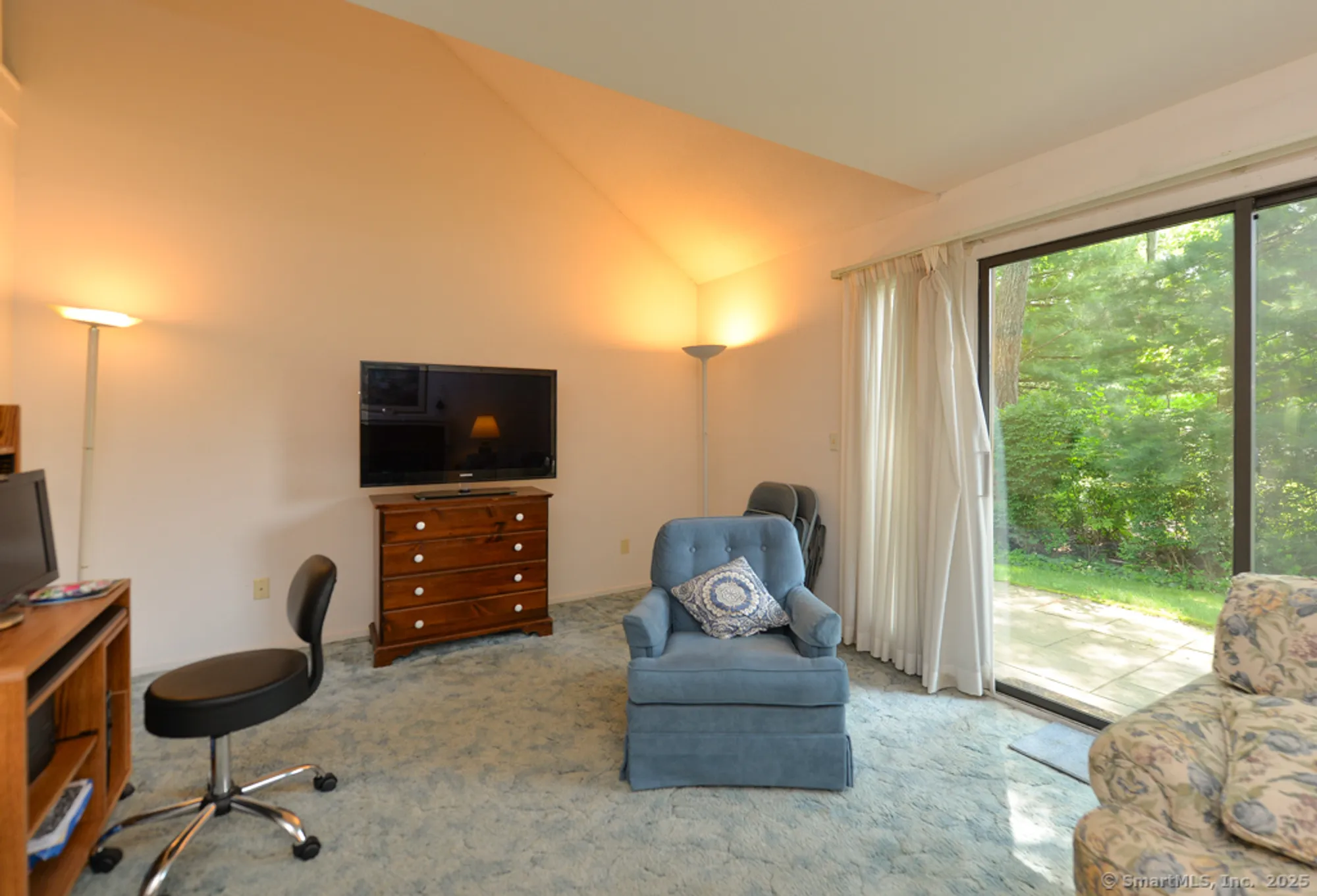 Property Slideshow image 3 of 17 | 793 heritage vlg b, Southbury, CT, 06488