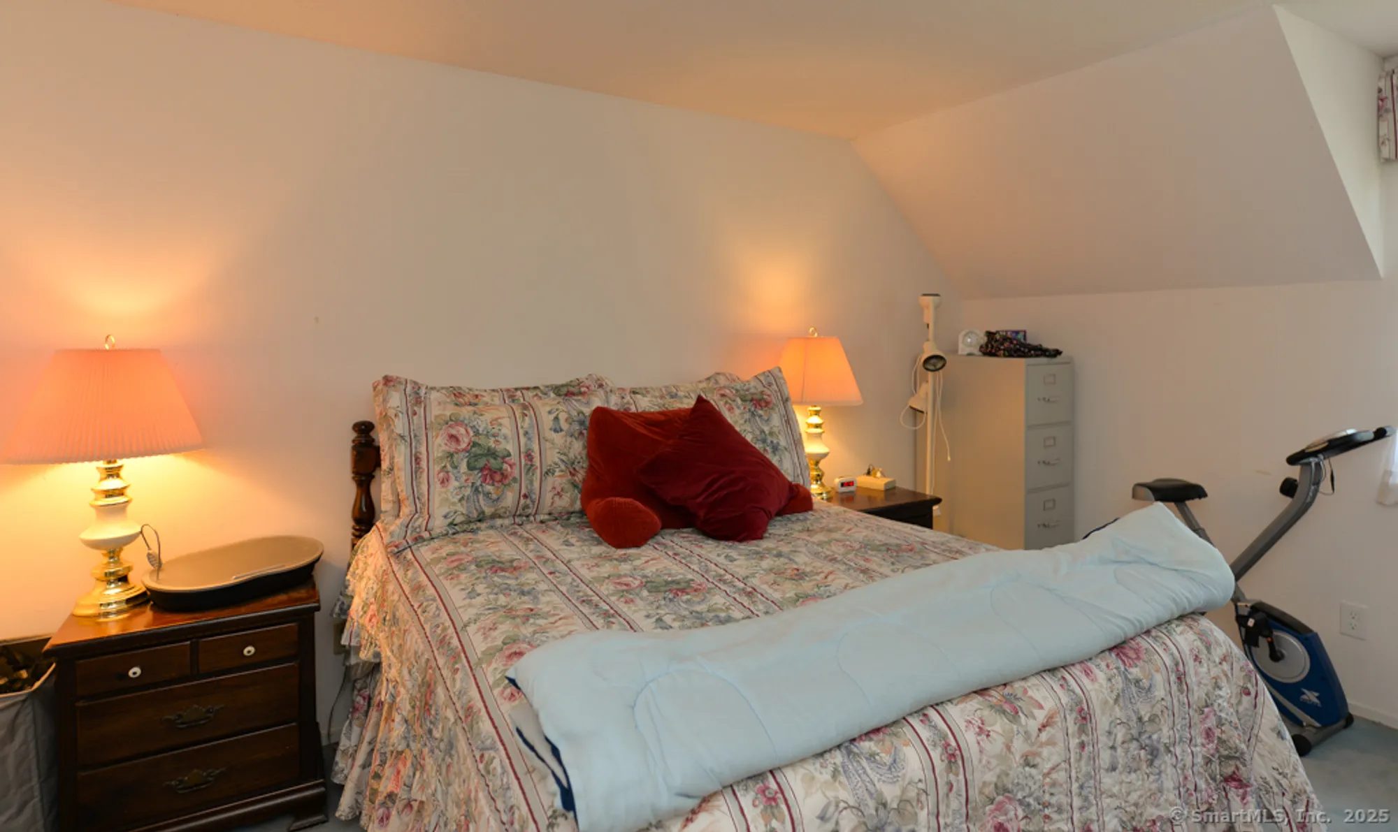 Property Slideshow image 11 of 17 | 793 heritage vlg b, Southbury, CT, 06488