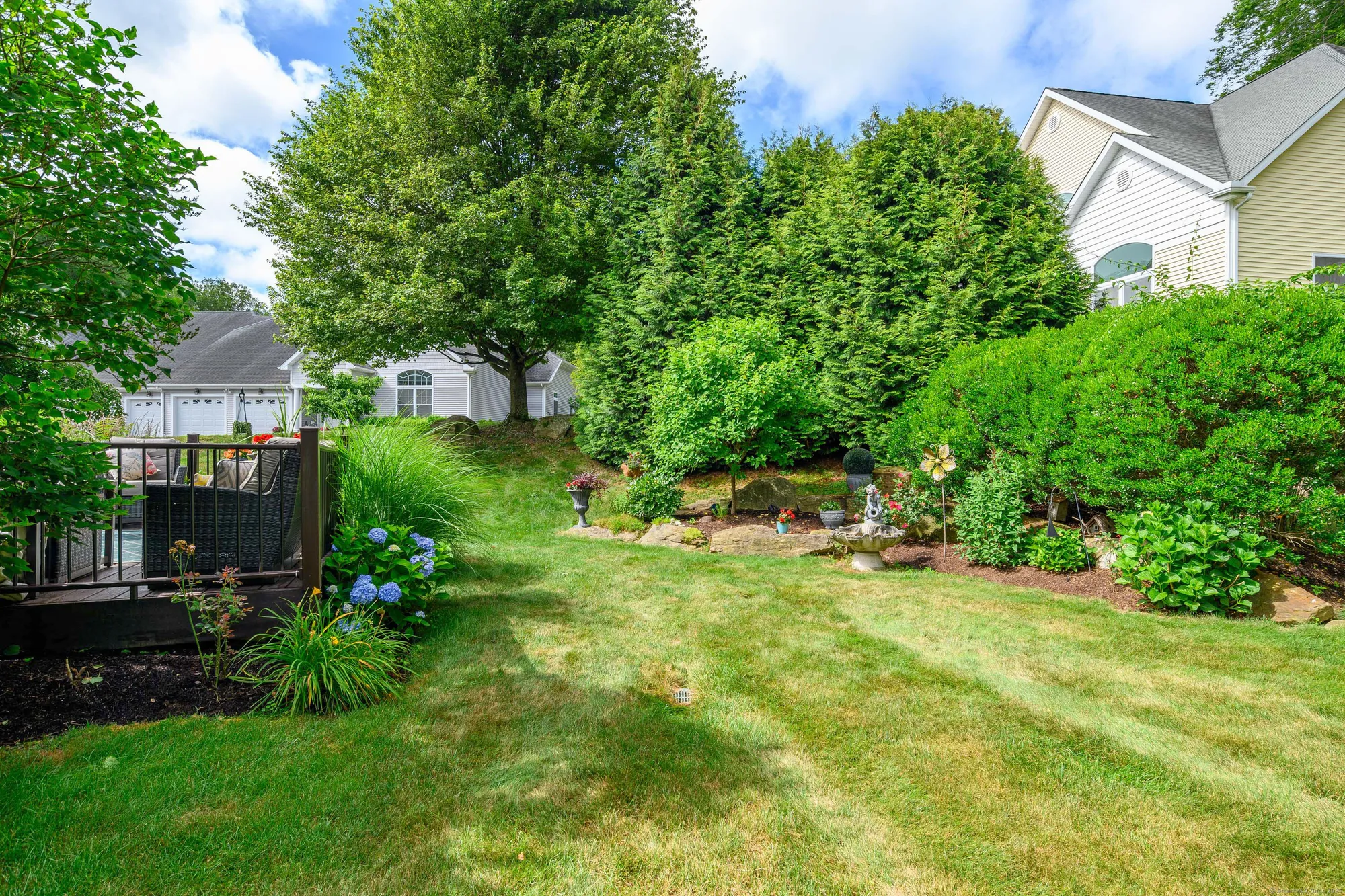 Property Slideshow image 32 of 40 | 10 harmony trl # 10, New Milford, CT, 06776