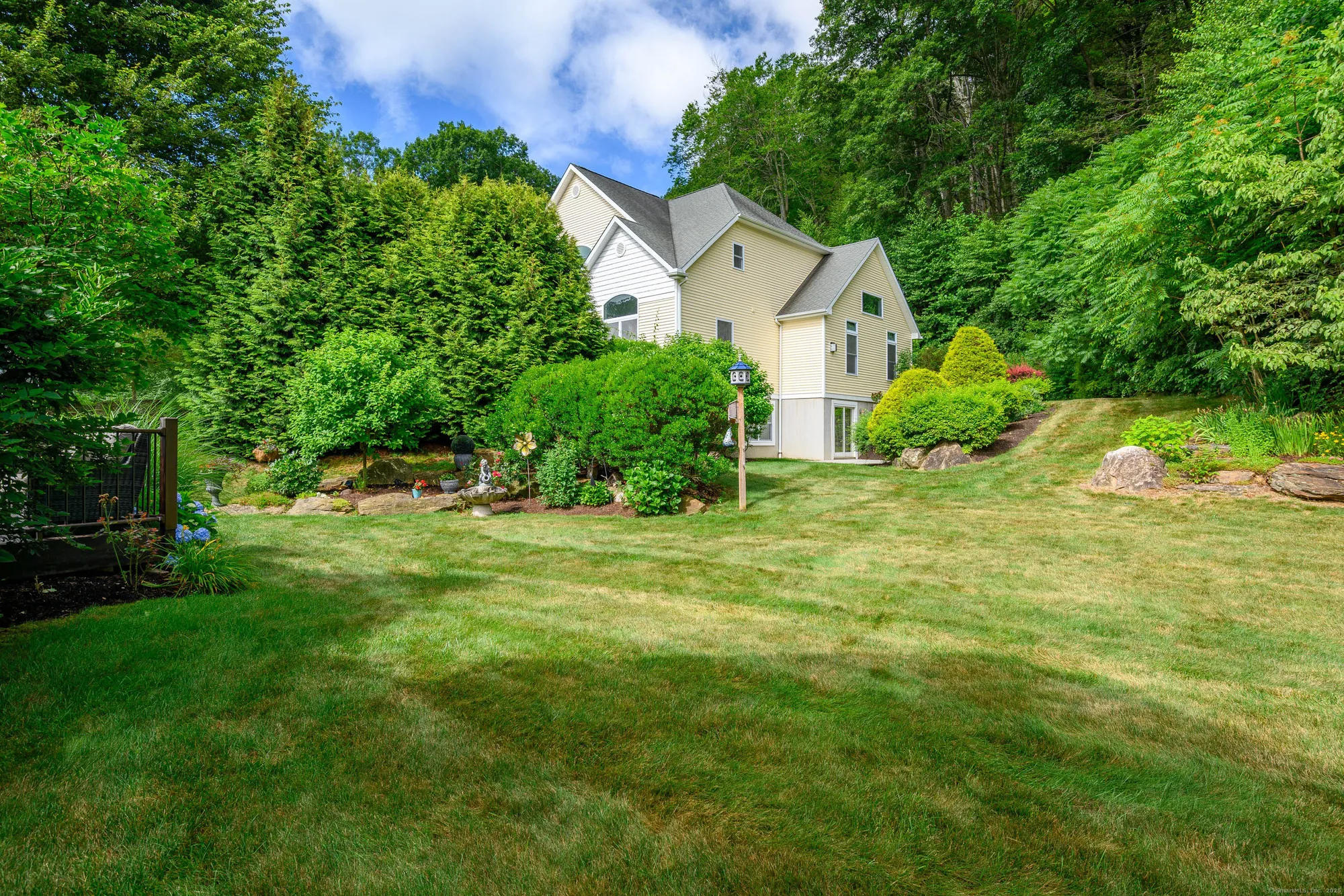 Property Slideshow image 33 of 40 | 10 harmony trl # 10, New Milford, CT, 06776