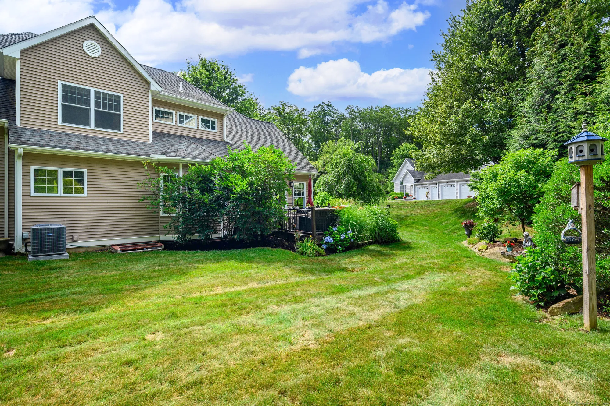 Property Slideshow image 34 of 40 | 10 harmony trl # 10, New Milford, CT, 06776