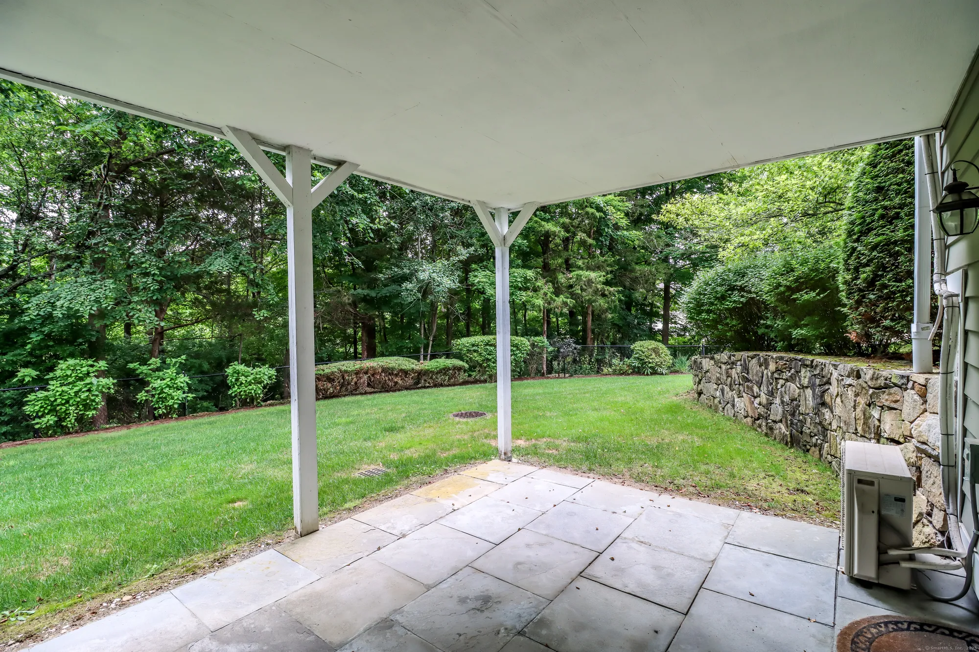 Property Slideshow image 30 of 35 | 21 great heron ln # 21, Brookfield, CT, 06804