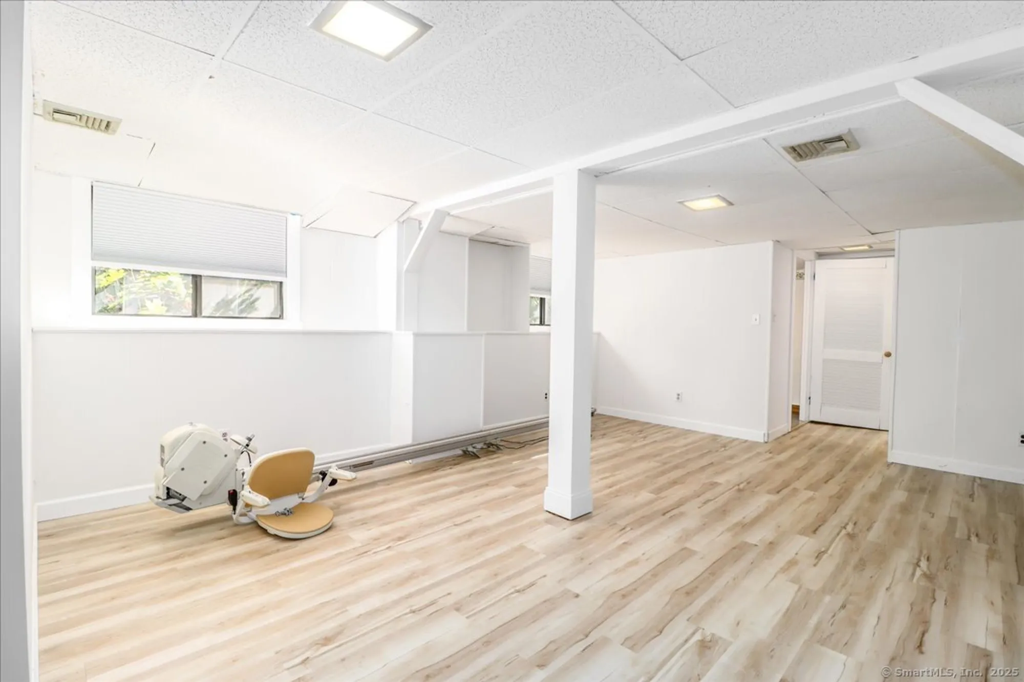 Property Slideshow image 31 of 36 | 664 osage ln a, Stratford, CT, 06614