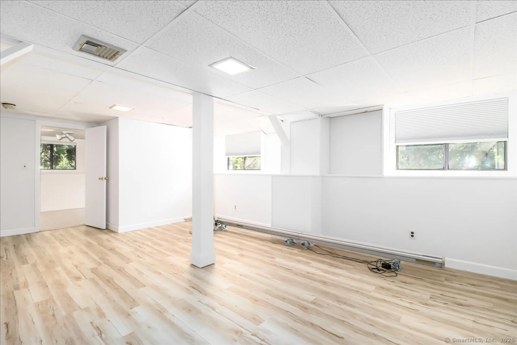 Property Slideshow image 32 of 36 | 664 osage ln a, Stratford, CT, 06614