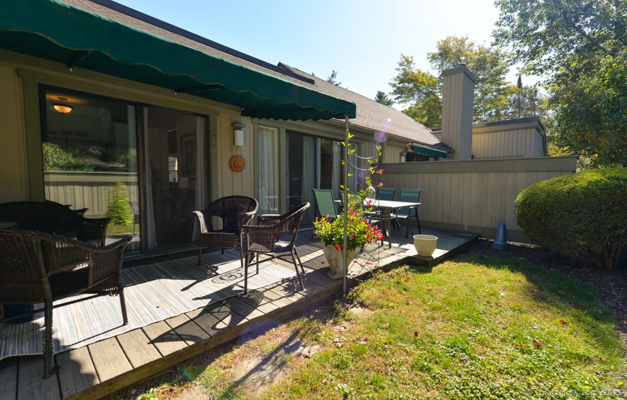 Property Slideshow image 10 of 22 | 1011 heritage vlg b, Southbury, CT, 06488