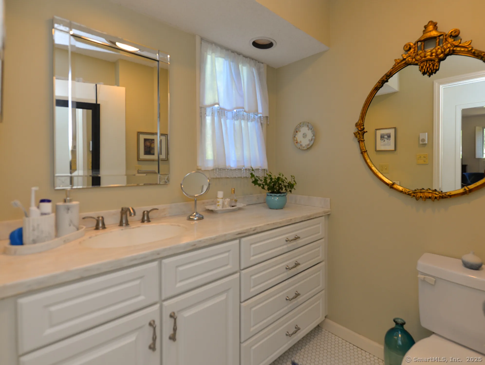 Property Slideshow image 18 of 22 | 1011 heritage vlg b, Southbury, CT, 06488