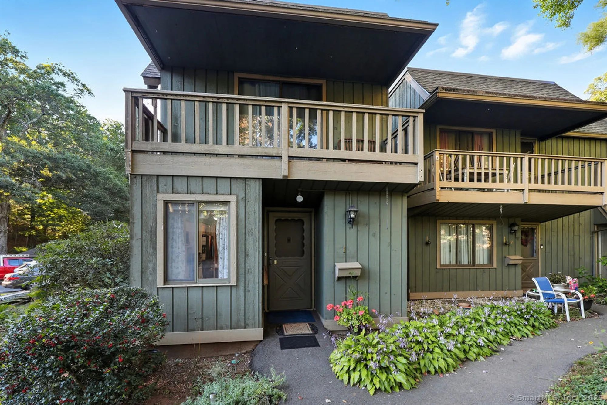 Property Slideshow image 1 of 33 | 1 coach dr # 1, Southington, CT, 06489