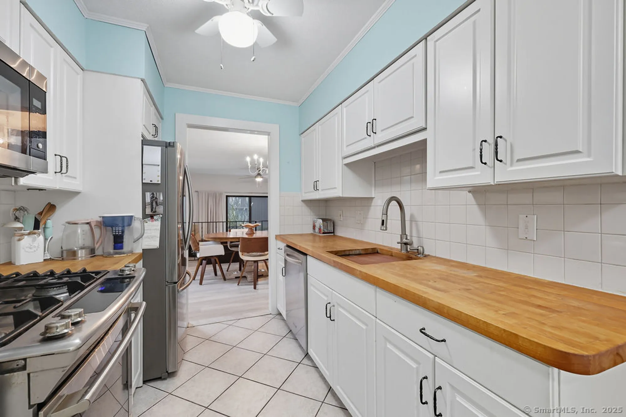 Property Slideshow image 4 of 33 | 1 coach dr # 1, Southington, CT, 06489