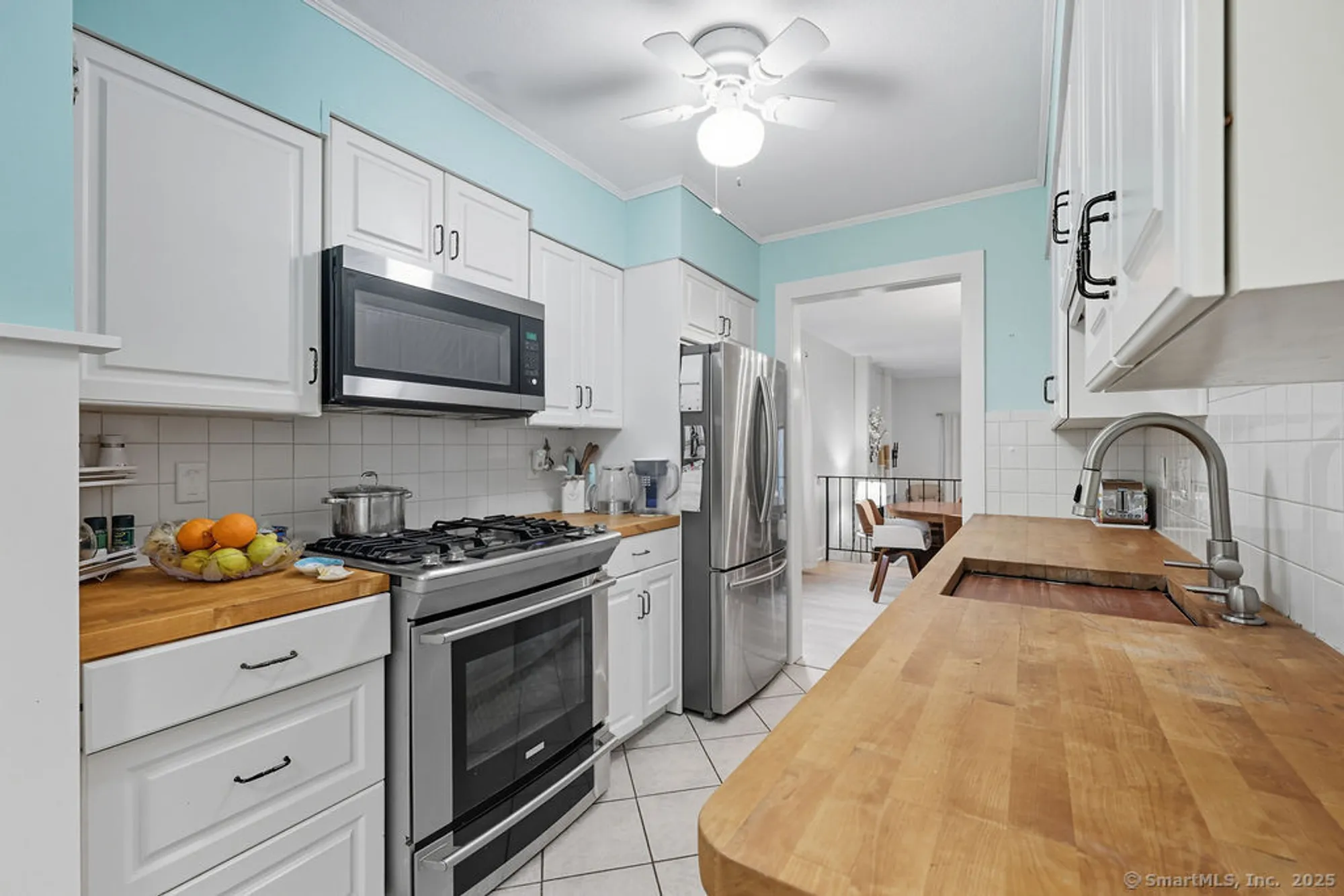 Property Slideshow image 6 of 33 | 1 coach dr # 1, Southington, CT, 06489