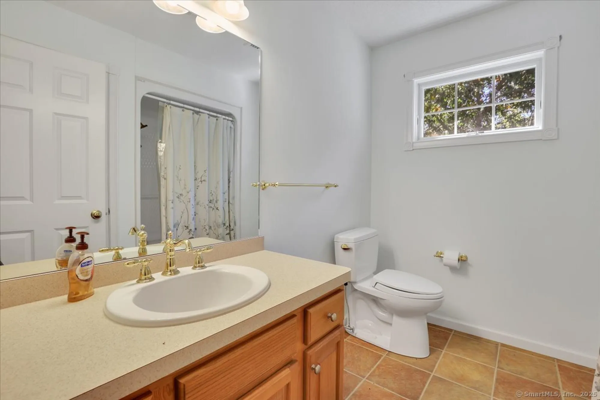 Property Slideshow image 27 of 30 | 94 stonehouse rd unit 10, Coventry, CT, 06238